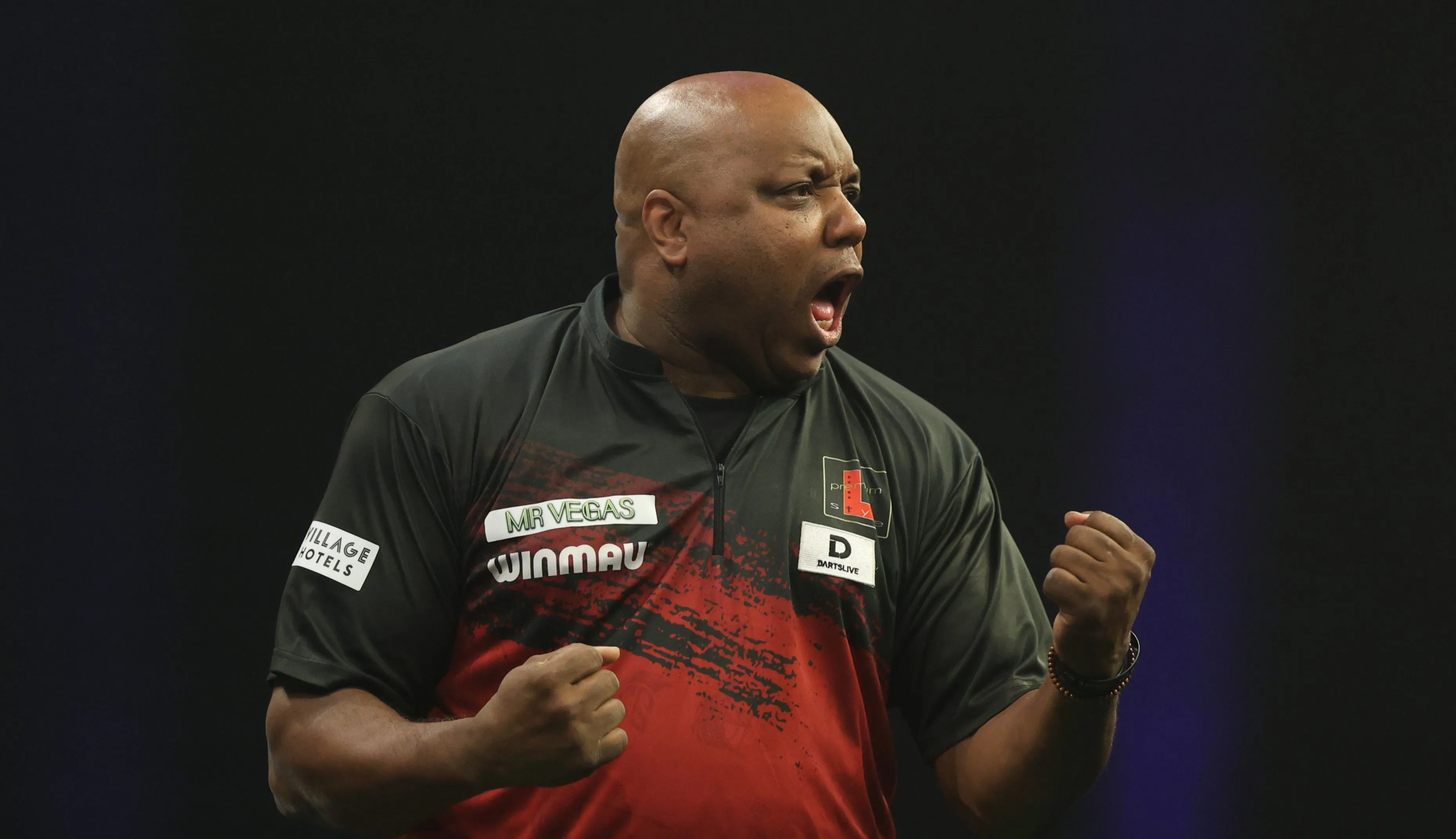 WK Darts eindigt in tranen voor Cameron Menzies na verlies tegen Leonard Gates in eerste ronde
