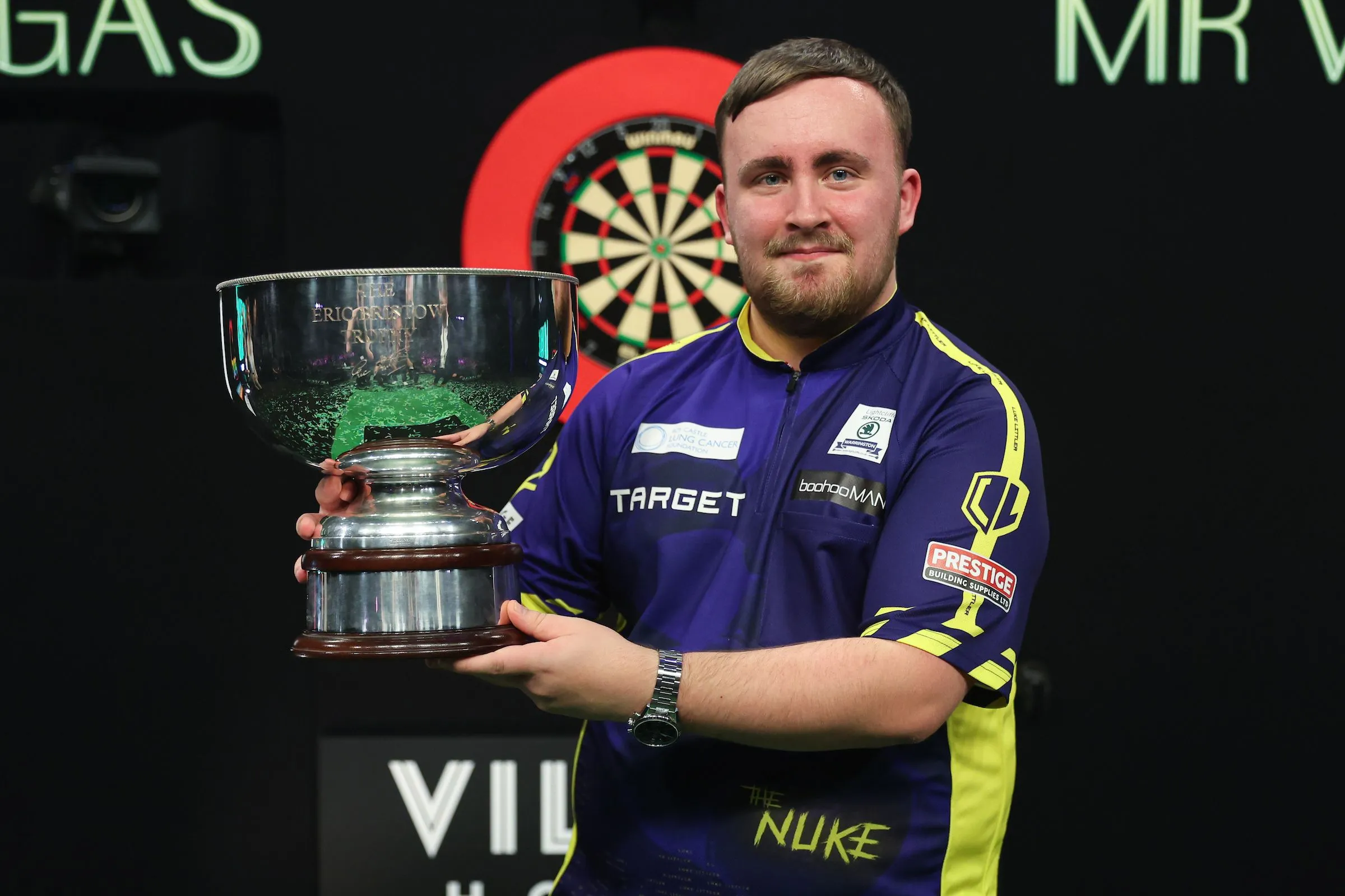 "Hij wordt een beetje ouder, nietwaar" grapt Luke Littler over Gary Anderson, die hij graag zou zien terugkeren in de Premier League Darts