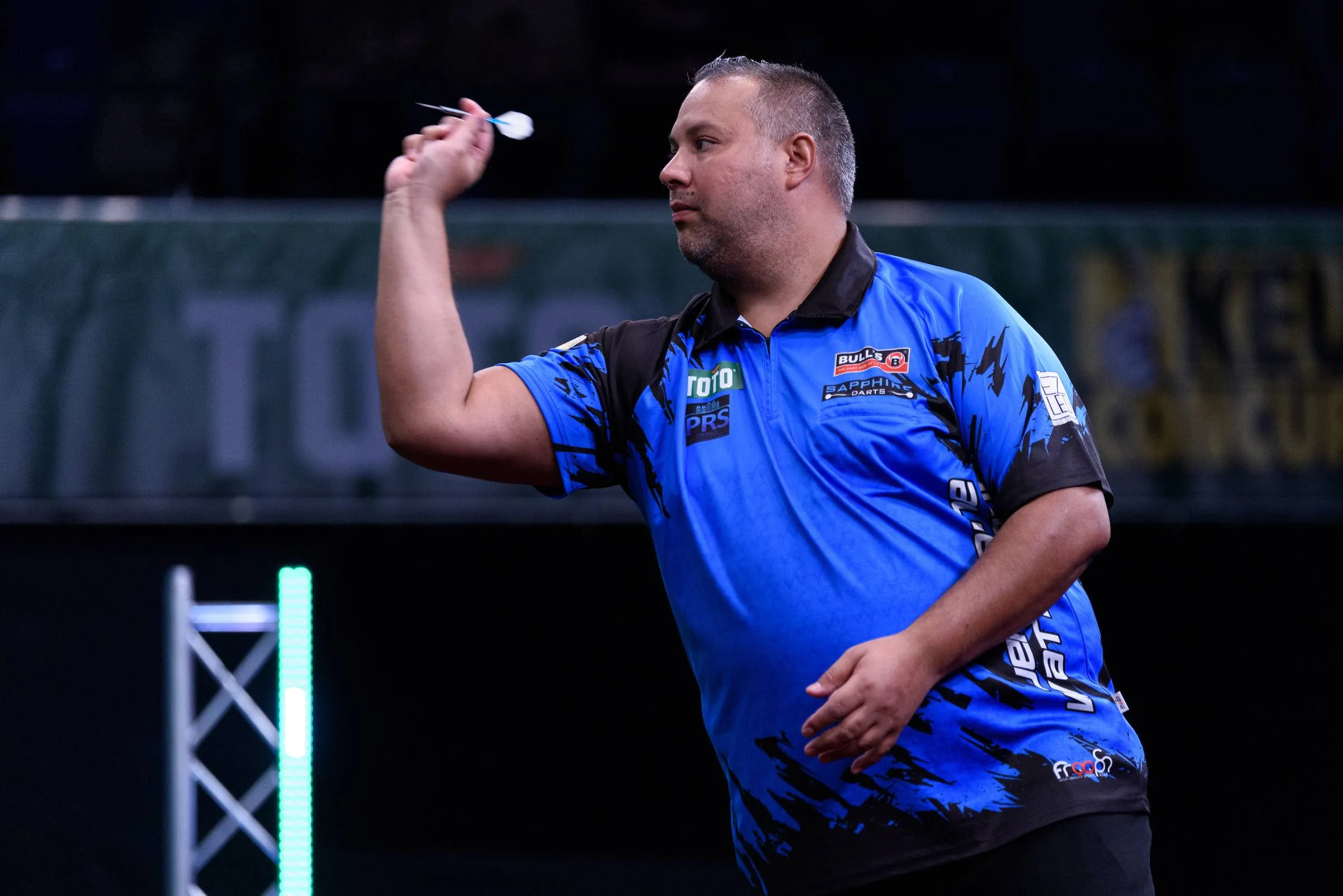 Wattimena komt tekort tegen Clayton en is klaar in Leverkusen; Wright, Aspinall en Bunting wel naar laatste 16