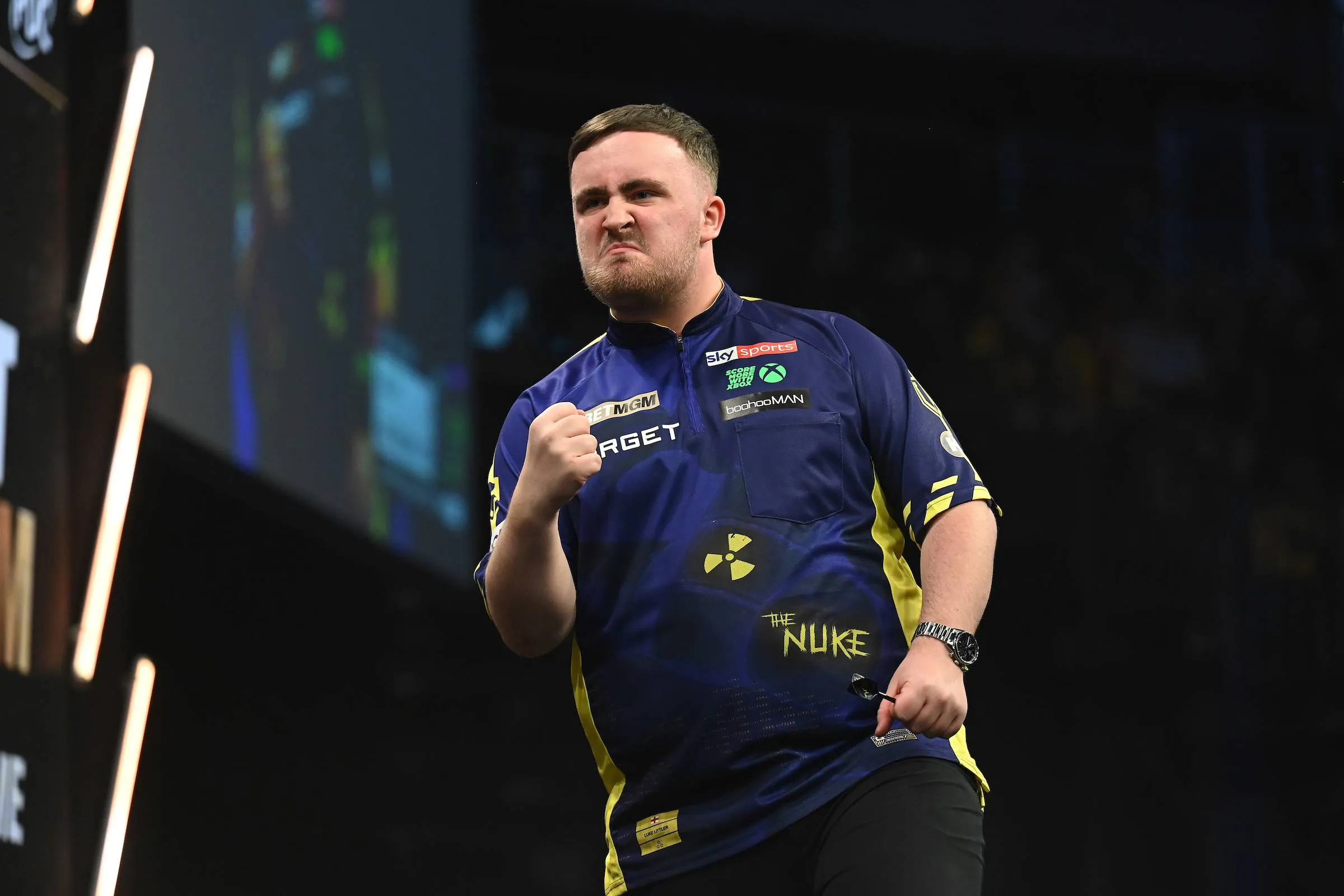 Luke Littler pakt de weektitel in Glasgow na thriller tegen Luke Humphries