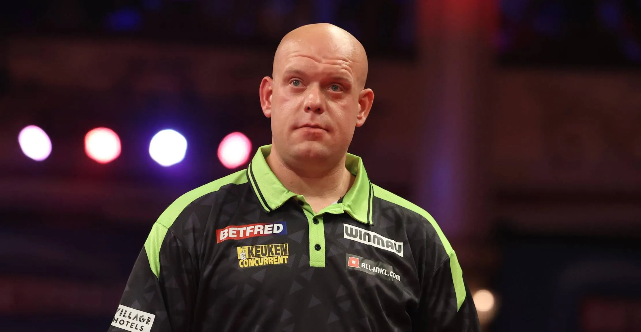 "Dat zou wel lekker zijn, als hij dat weer eens gaat realiseren dat het z'n werk is" - Van der Voort zet vraagtekens bij vakantie van Michael van Gerwen