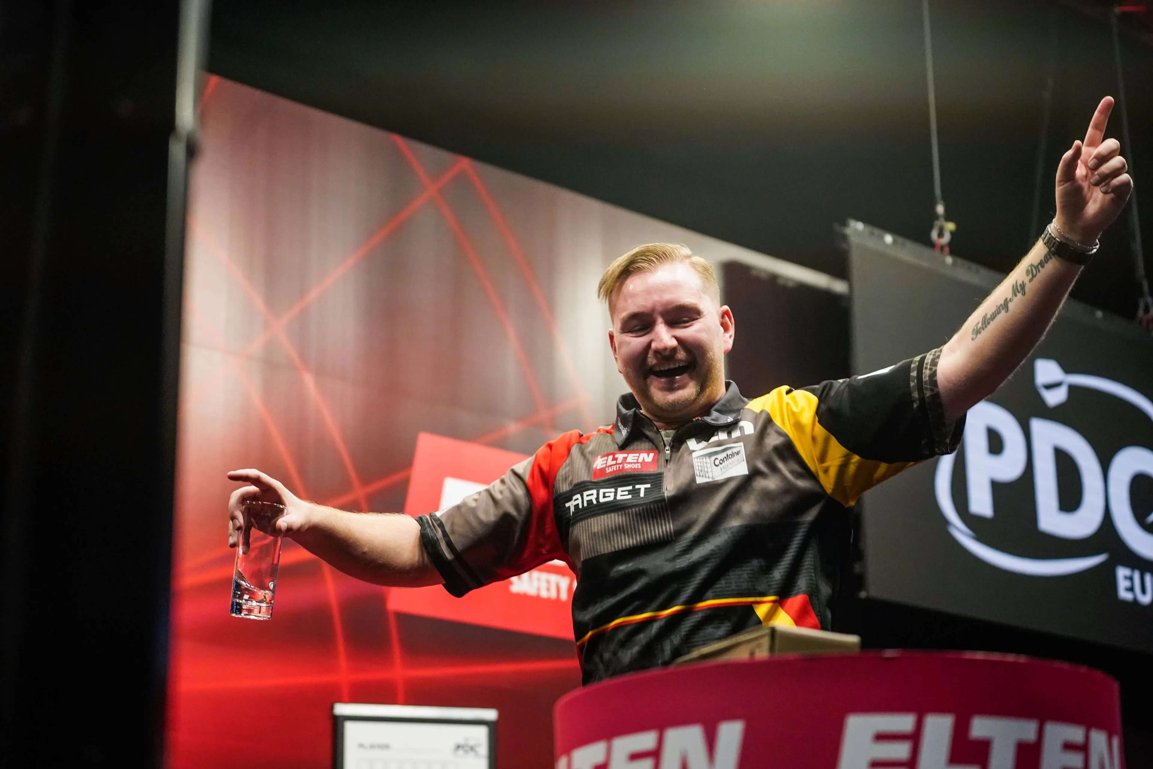 Dimitri Van den Bergh (3)