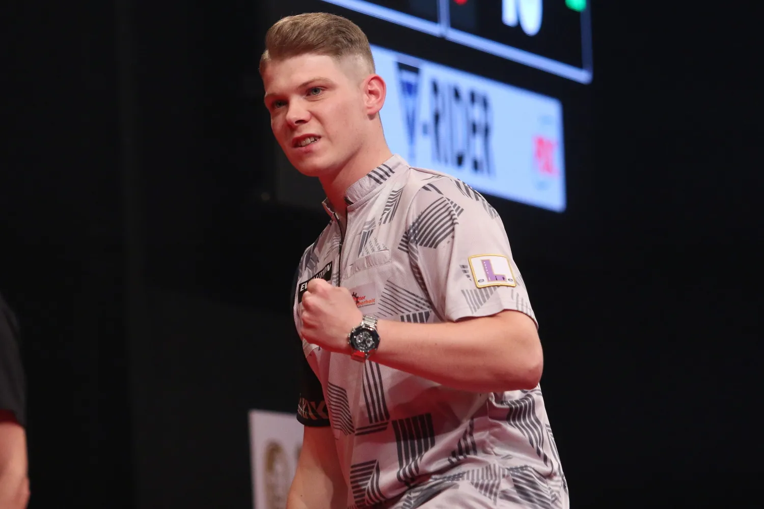 GDC Tag1 Kurz 5f6f3e20ae533