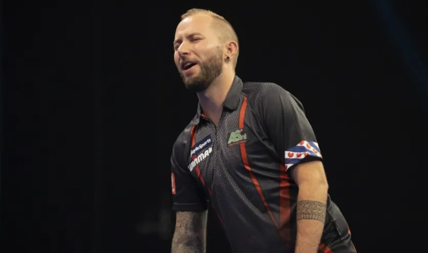 Noppert strandt in derde ronde WK Darts ondanks goede start tegen Chisnall