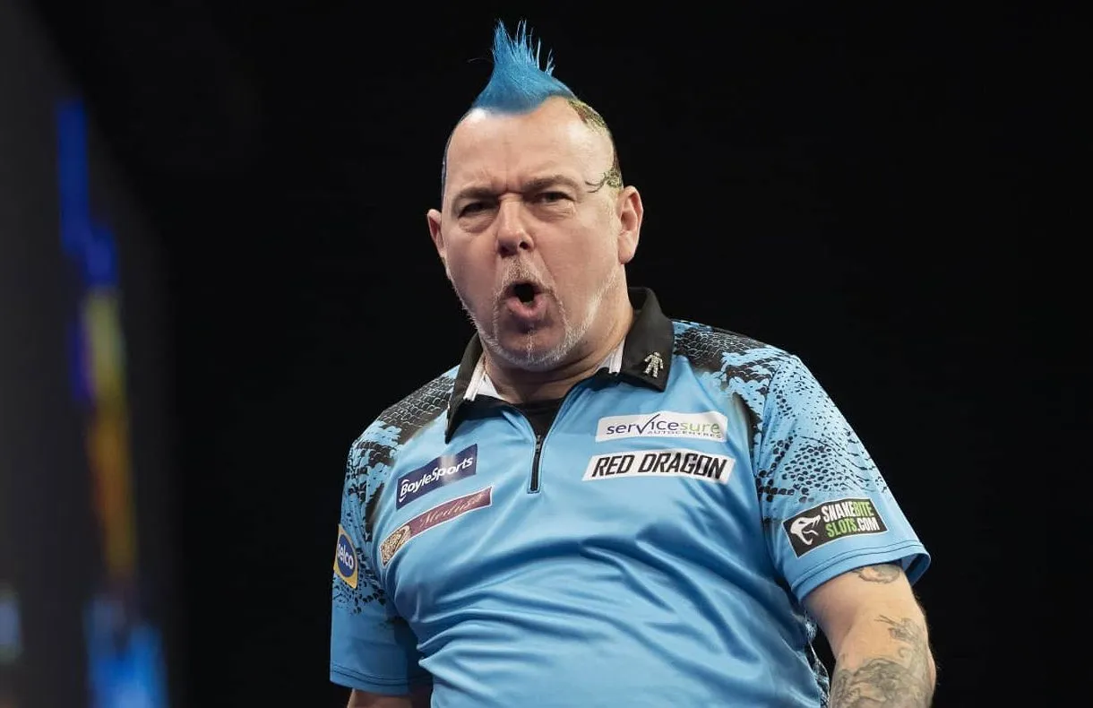 Wright met 107 gemiddeld langs Smith, Petersen na beslissende leg te sterk voor Price