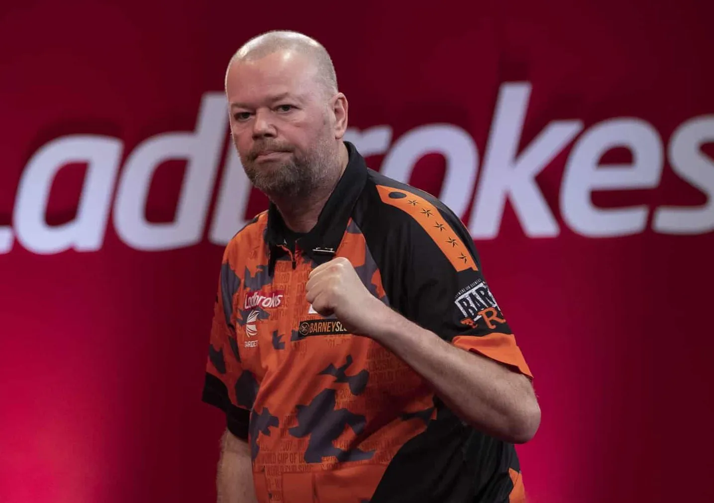 Van Barneveld tweede op Europese Q-School Order of Merit na tweede speeldag