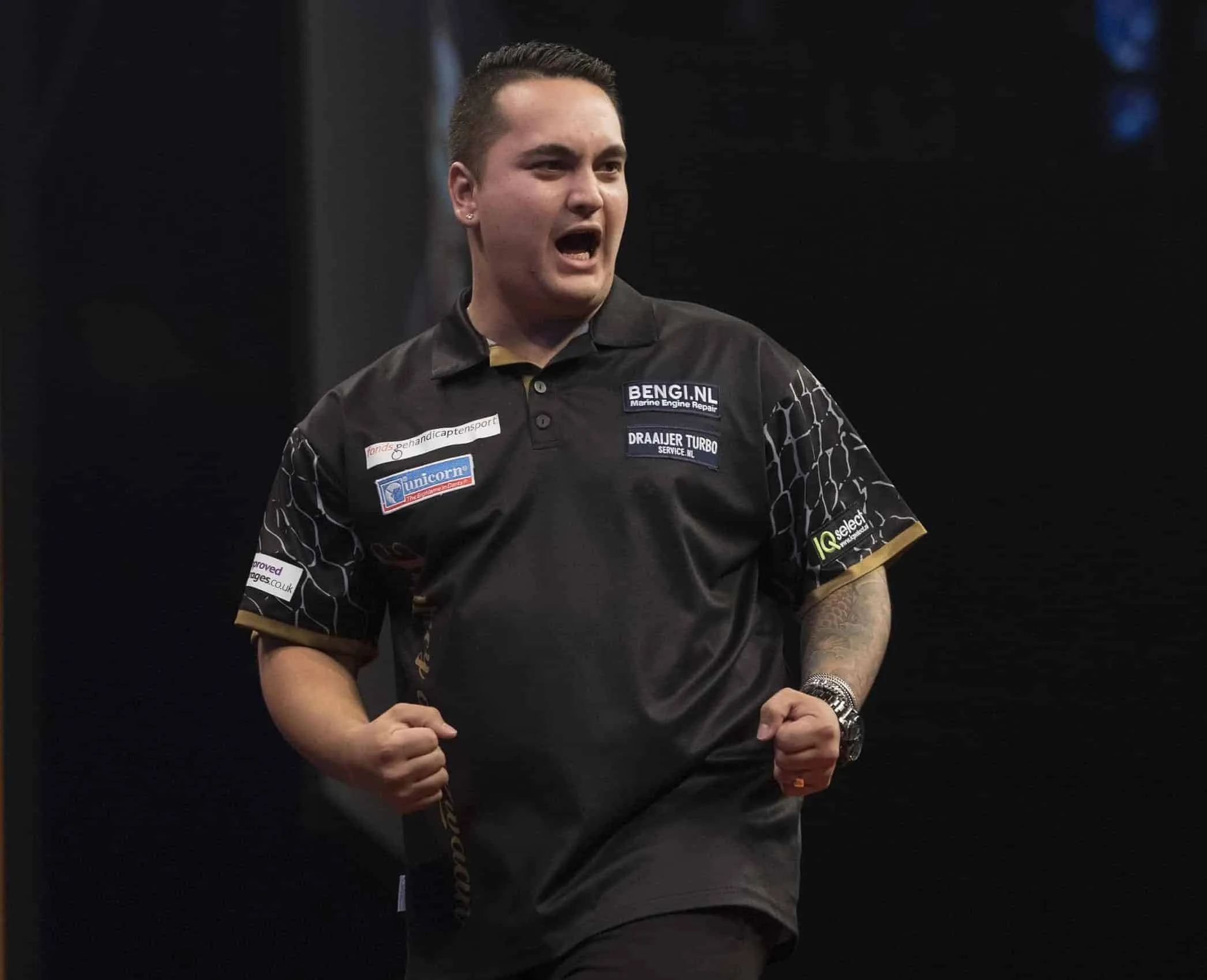 De Zwaan luistert invalbeurt World Grand Prix op met zege op Hughes