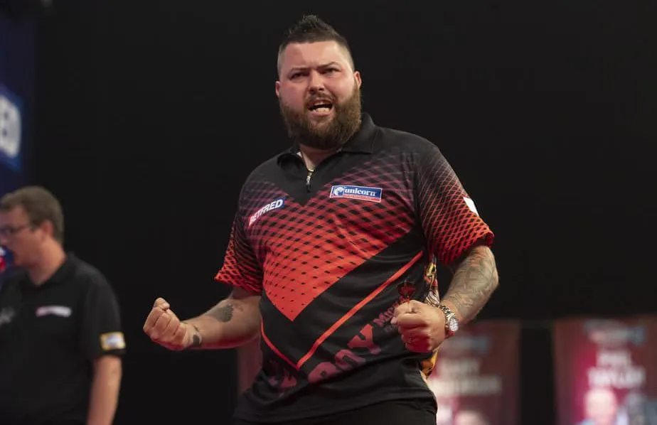 Michael Smith wint Players Championship 13 na zege op oude leermeester