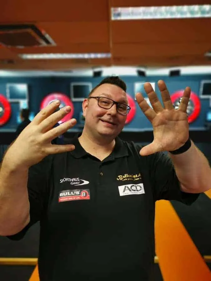 VIDEO: Horvat gooit negendarter tijdens PDC Europe Super League
