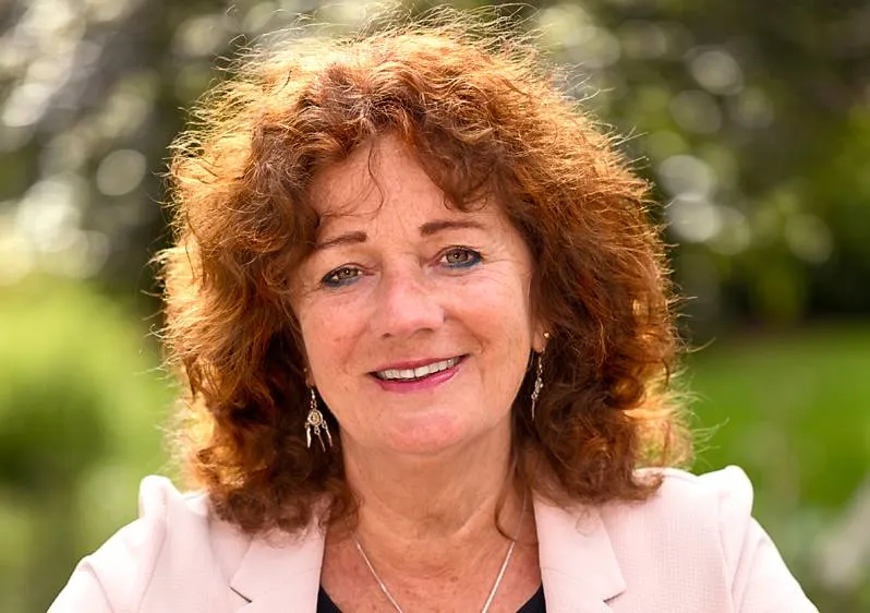 Auteur Marcella Kleine presenteert ‘Bloedwraak’