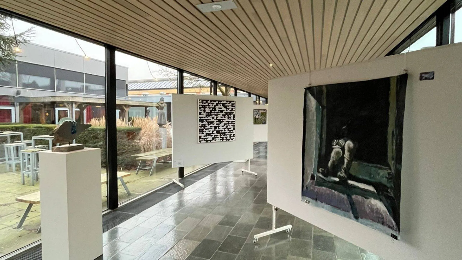 Wolder kunstenaars van Beeldend Collectief Drenthe exposeren in Theater De Tamboer