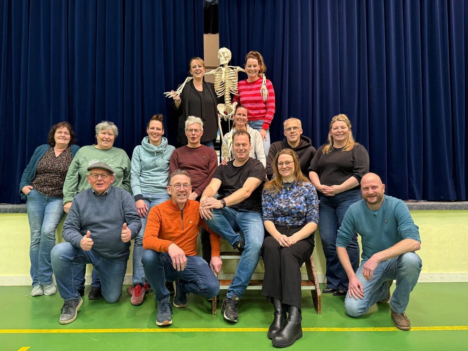 Lachen, gieren, brullen met UDI Veeningen bij ‘Puinhoop in de kringloop’