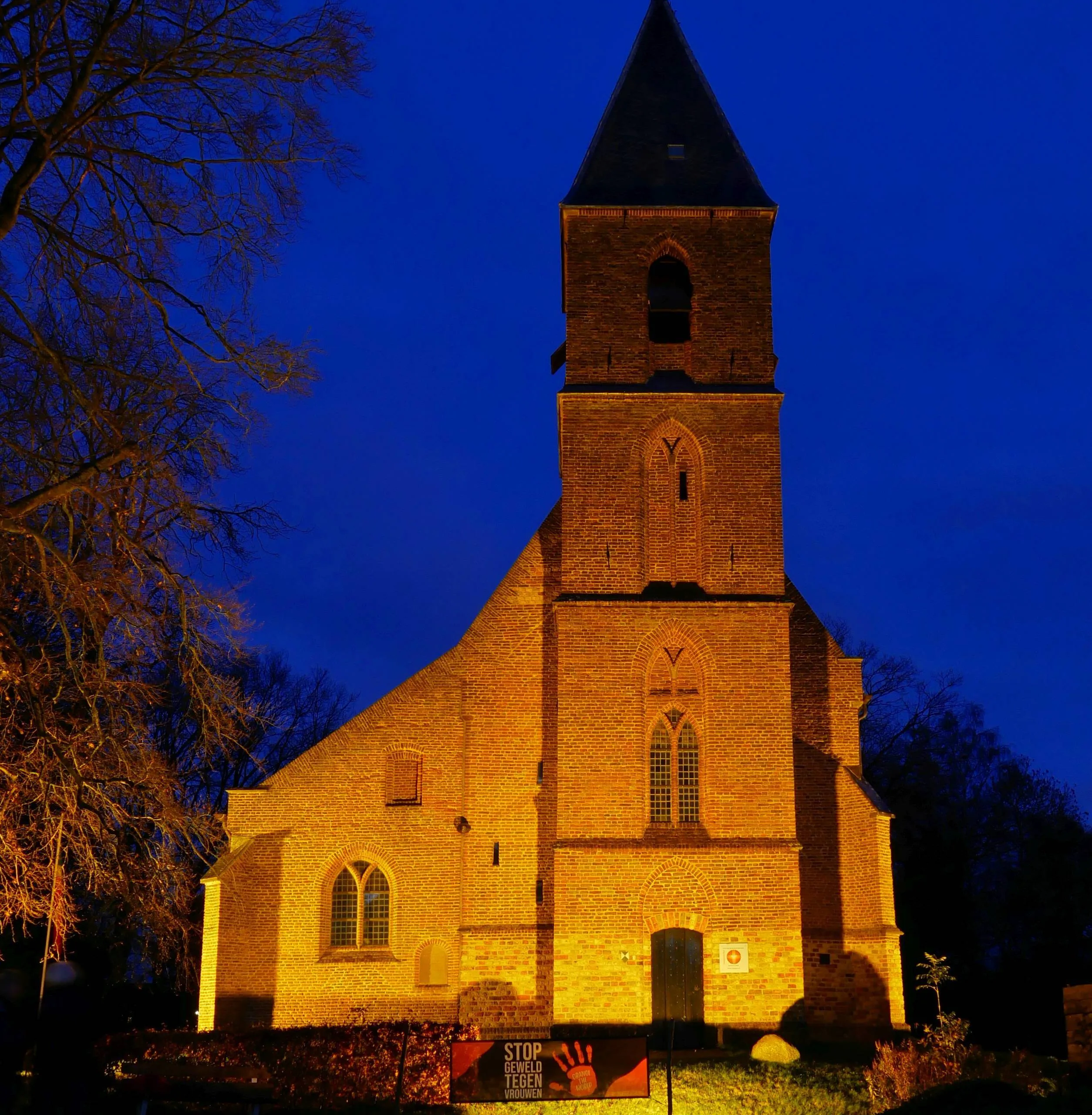 Blijdenstein 1. Oranje verlichte kerk