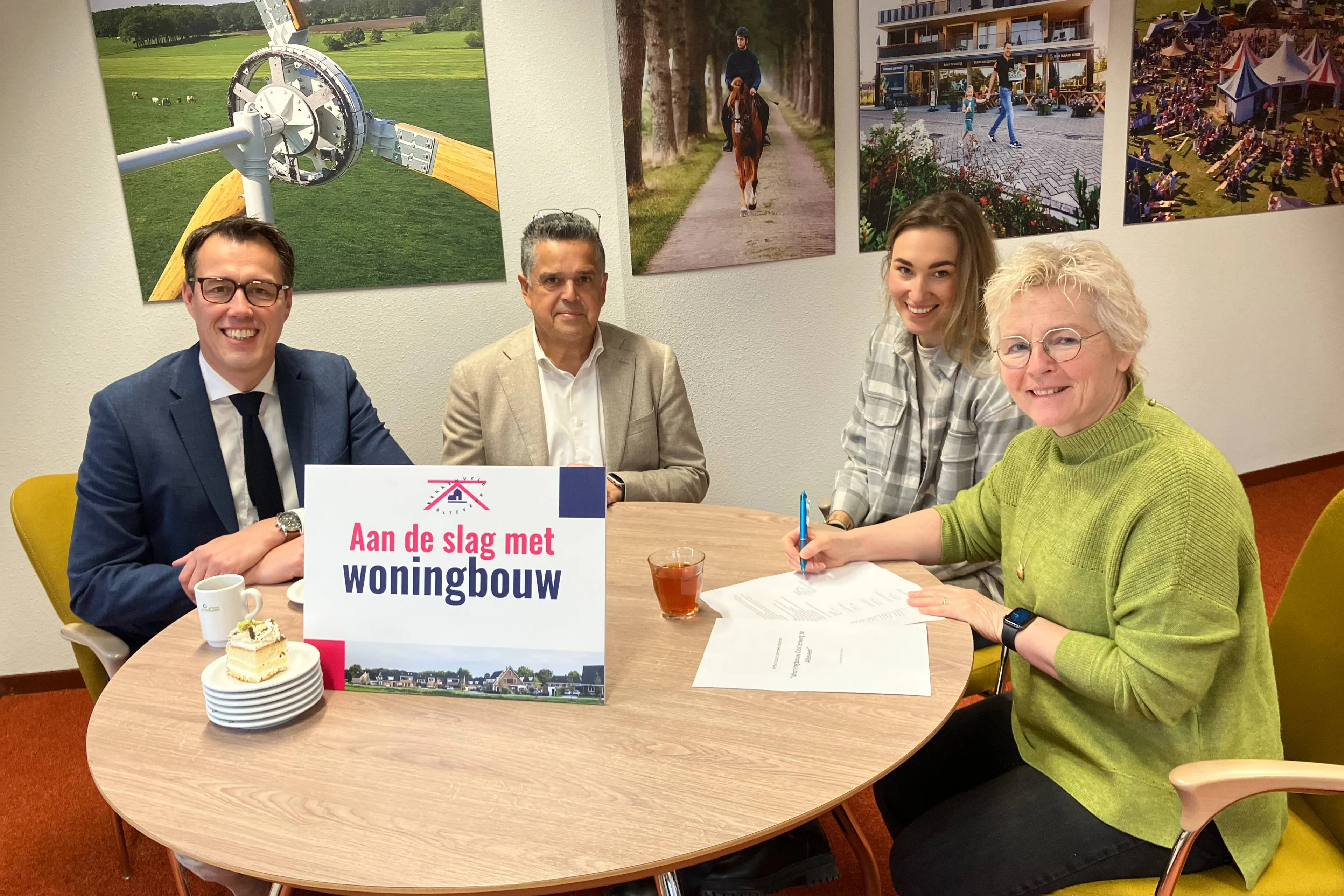 WOL 2025-12-11 Foto ondertekening AOK Alteveer