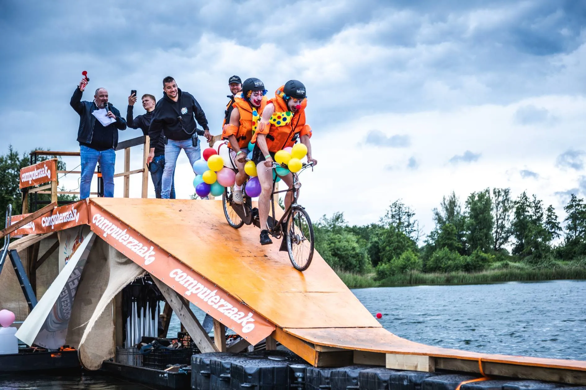 Hoogeveen ter land ter zee Brandon Halapiry