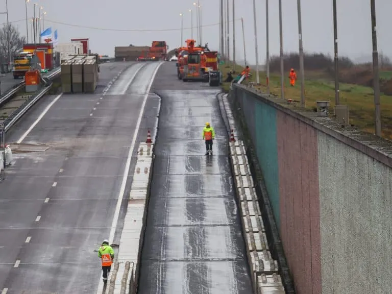 a7 weer open web 768x576 1