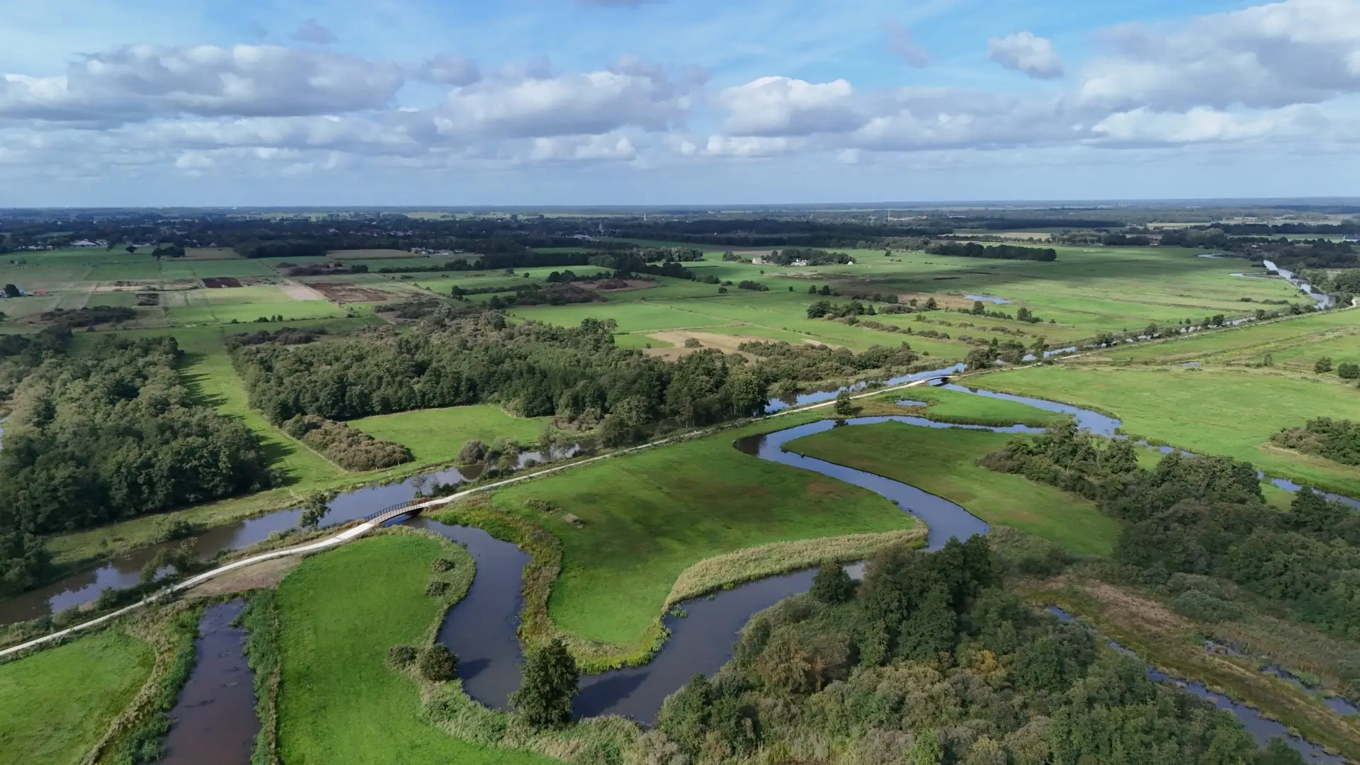 Overzichtsfoto beekdal van De Linde