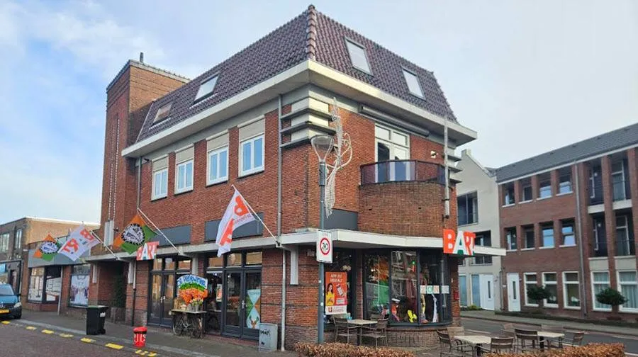 peejewinkel25