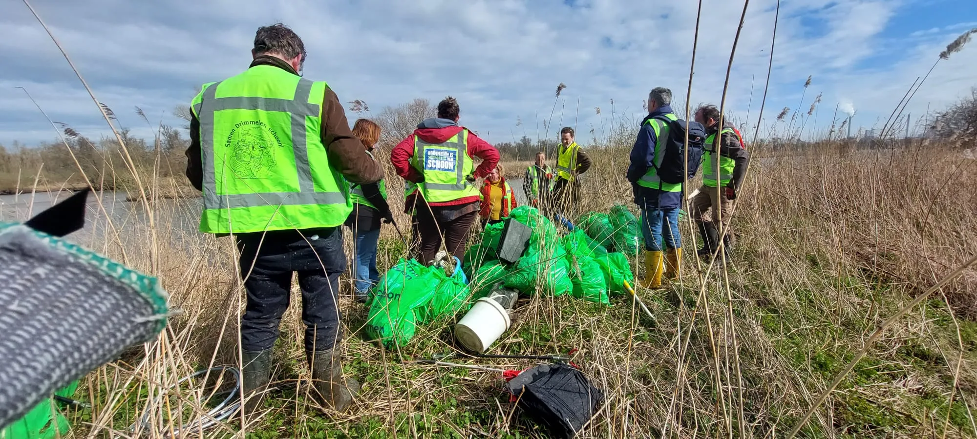 opruimactie zwerfafval biesbosch oevers voorjaar 2024 9