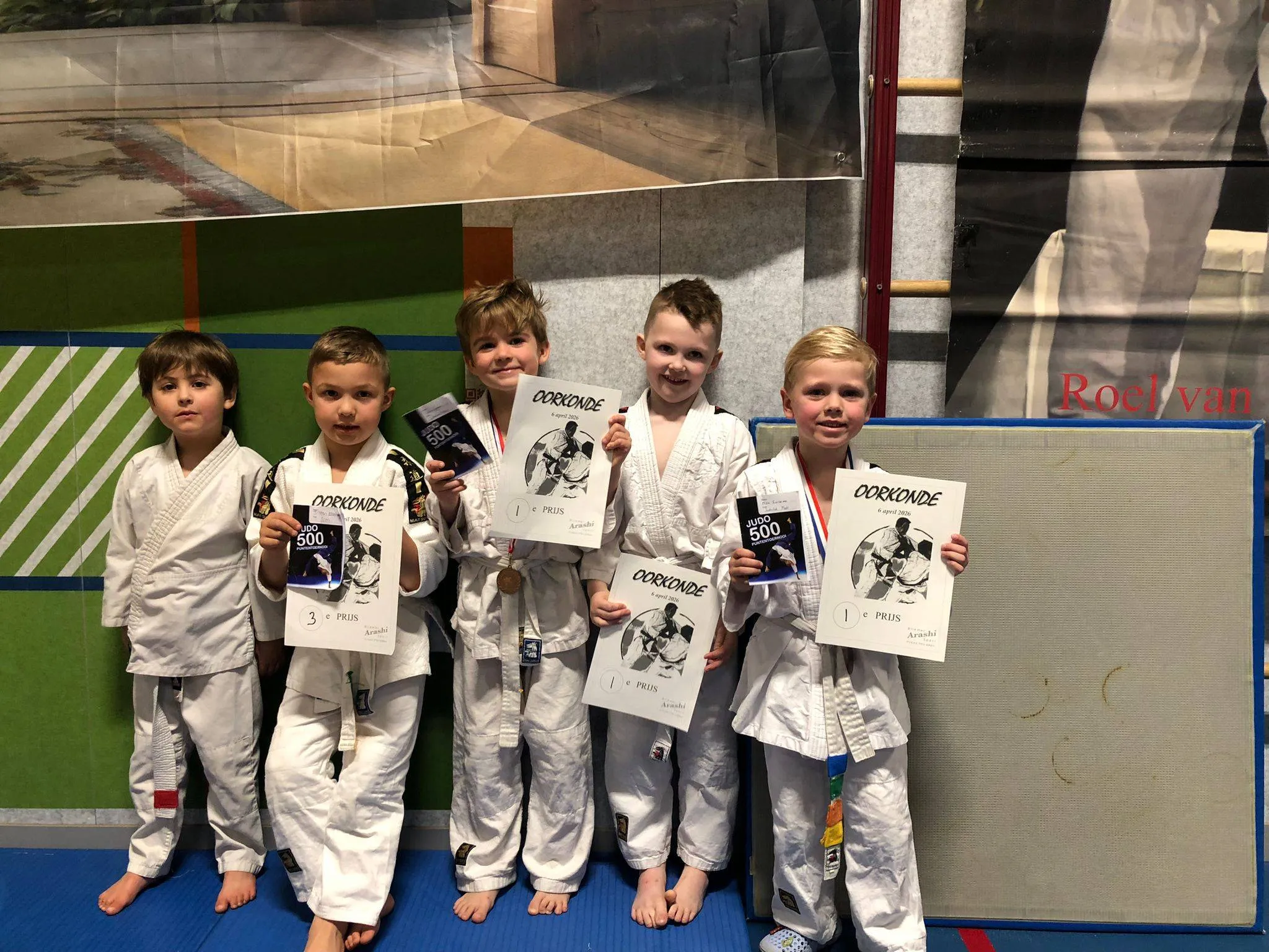 ba3c7809-8c41-4ede-8cb6-844a075c069e