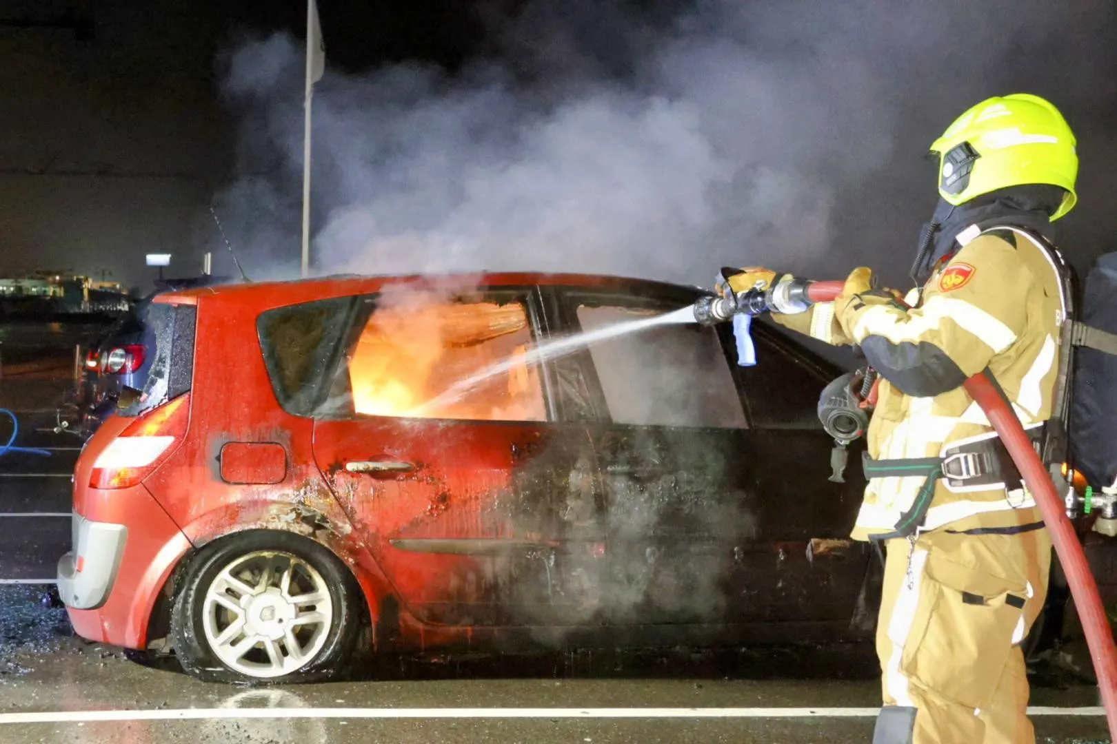 c0977988-ad6b-4de9-86b4-3dde4ede51e1