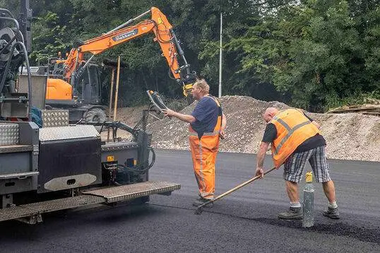 header-wegwerkzaamheden-asfalt.538x358