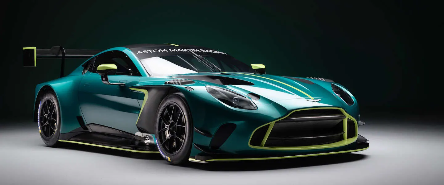 aston martin vantage gt3