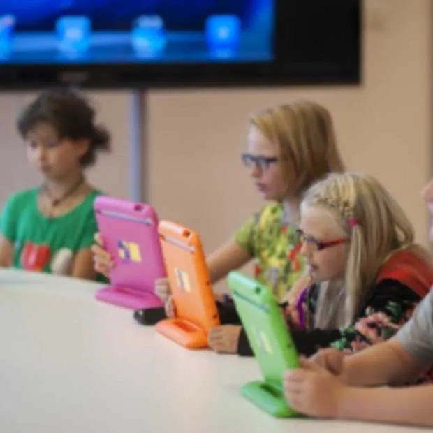 eerste 7 steve jobs scholen gestart in n