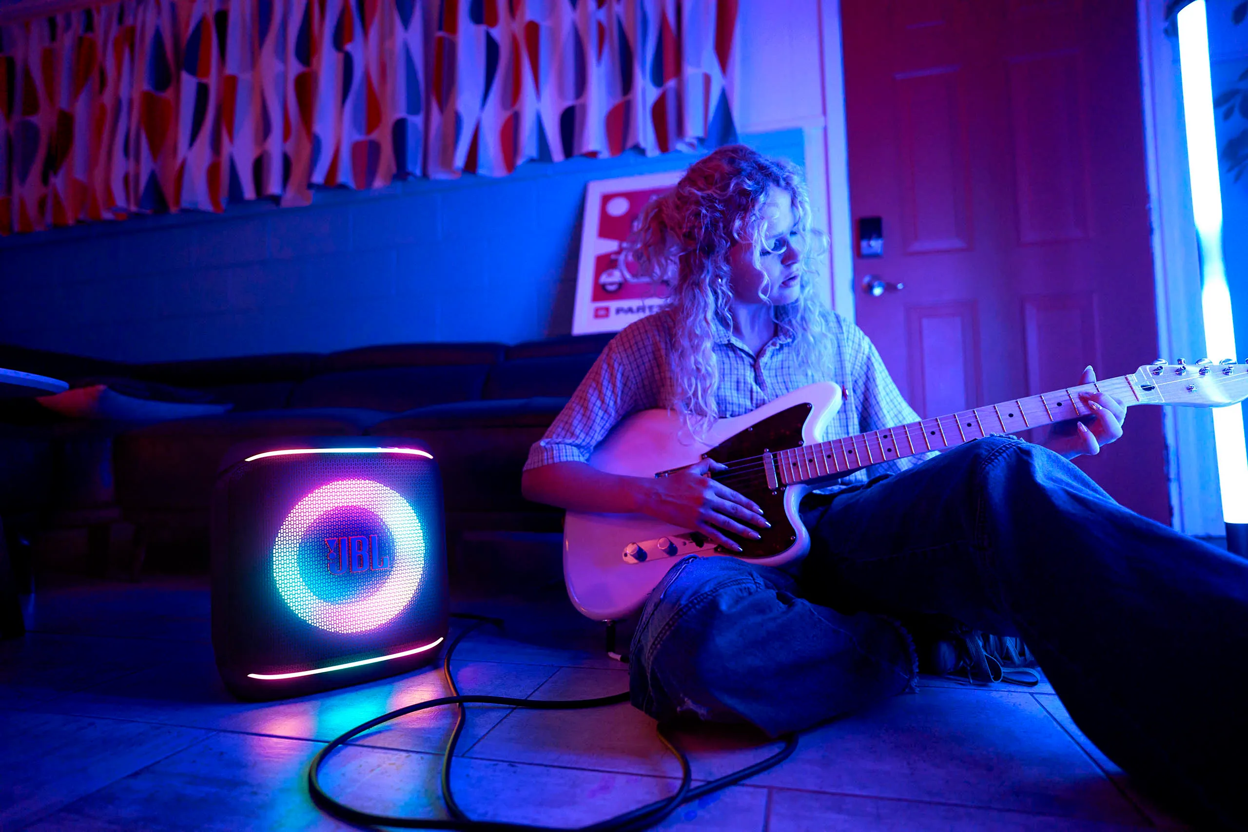 JBL lanceert de Flip 7, Charge 6 speakers en breidt de PartyBox-serie uit