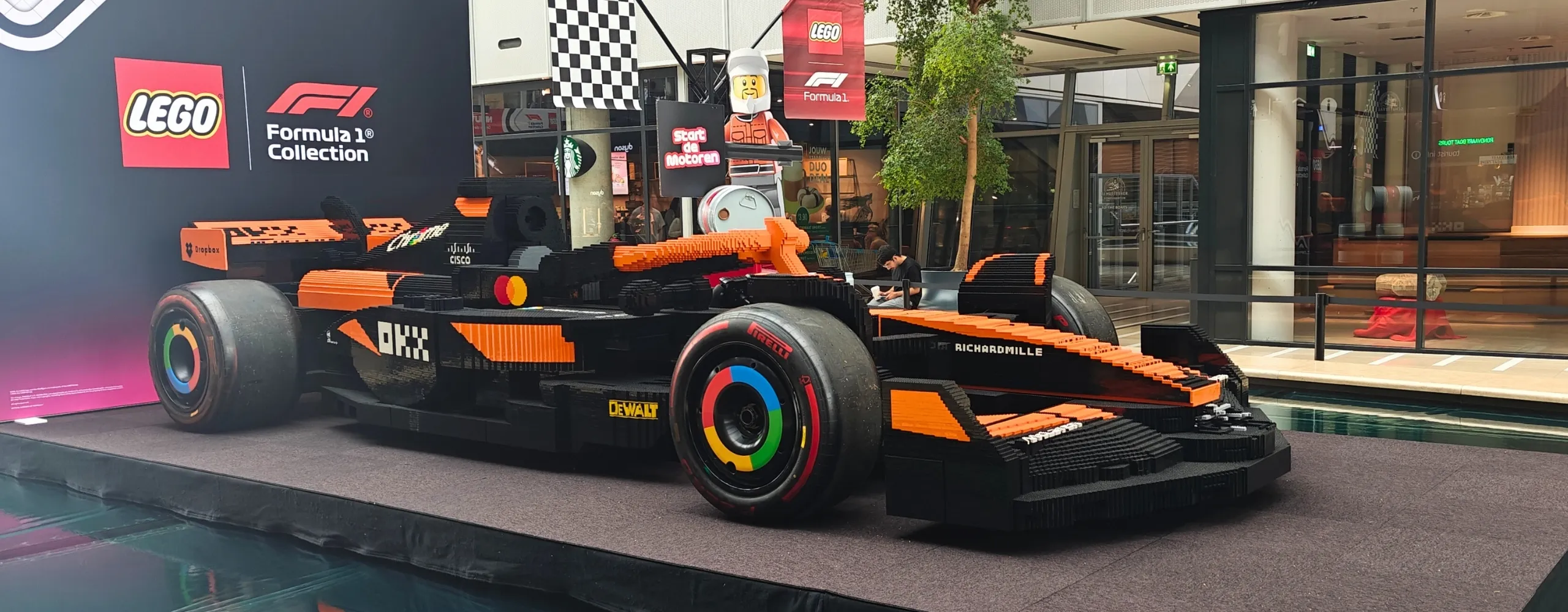 Bekijk de LEGO Formule 1-wagen van Lando Norris nu in het echt