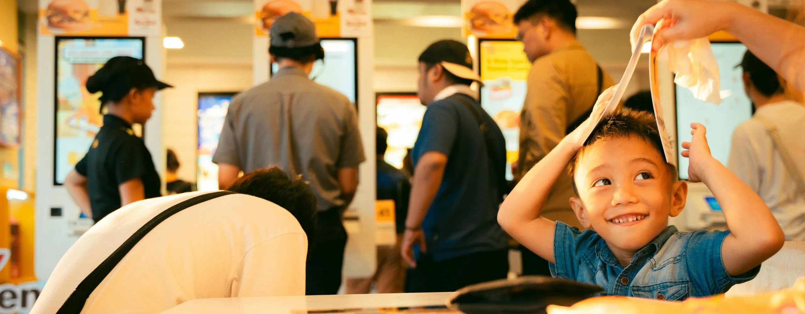 Gratis Pokémon-kaarten bij Happy Meal zorgen voor chaos in Japan