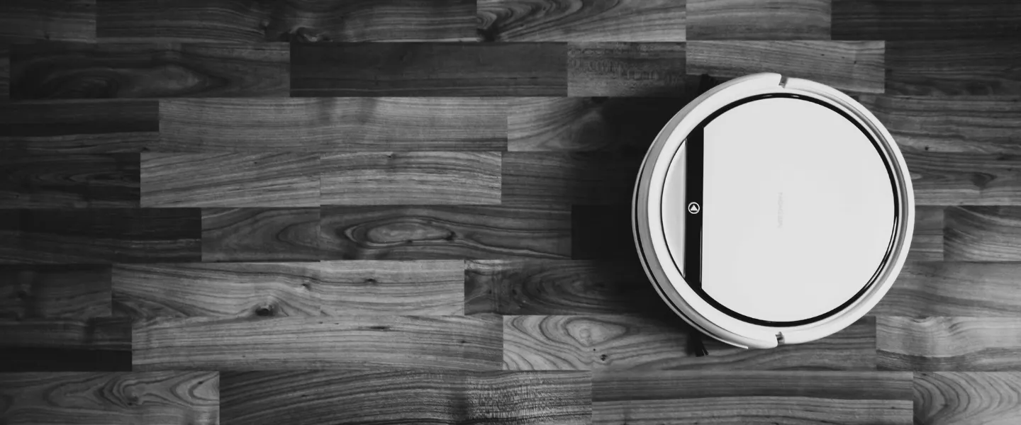 Deze normaal uitziende robotstofzuiger kan over drempels