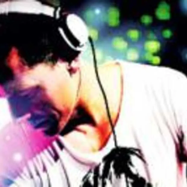 tiesto kiest voor een user generated vid