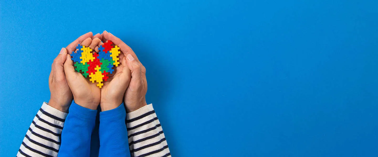 World Children's Day: waarom sommige gebouwen vandaag blauw kleuren