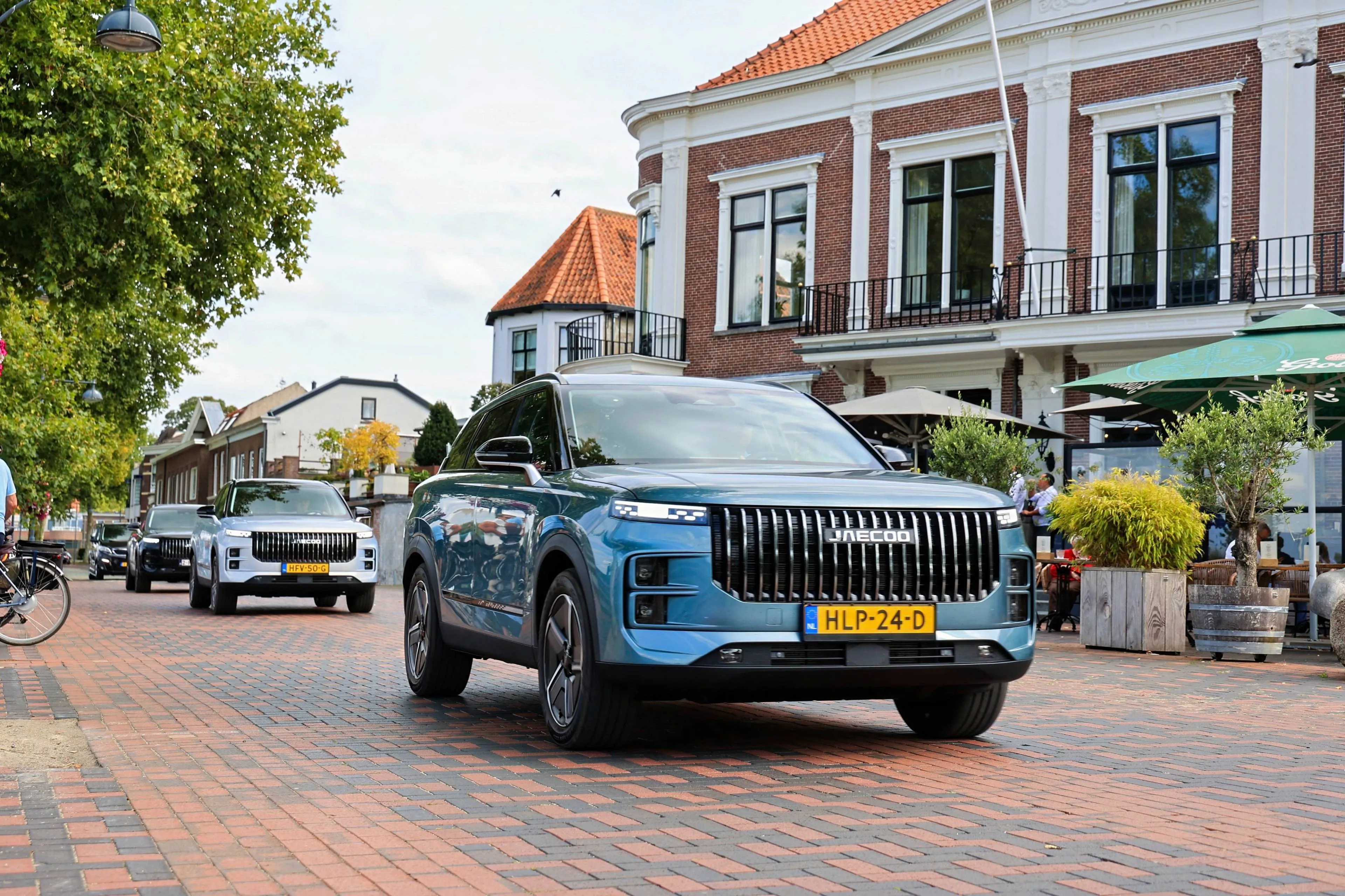 01-Jaecoo-7-SHS-P-op-een-rij