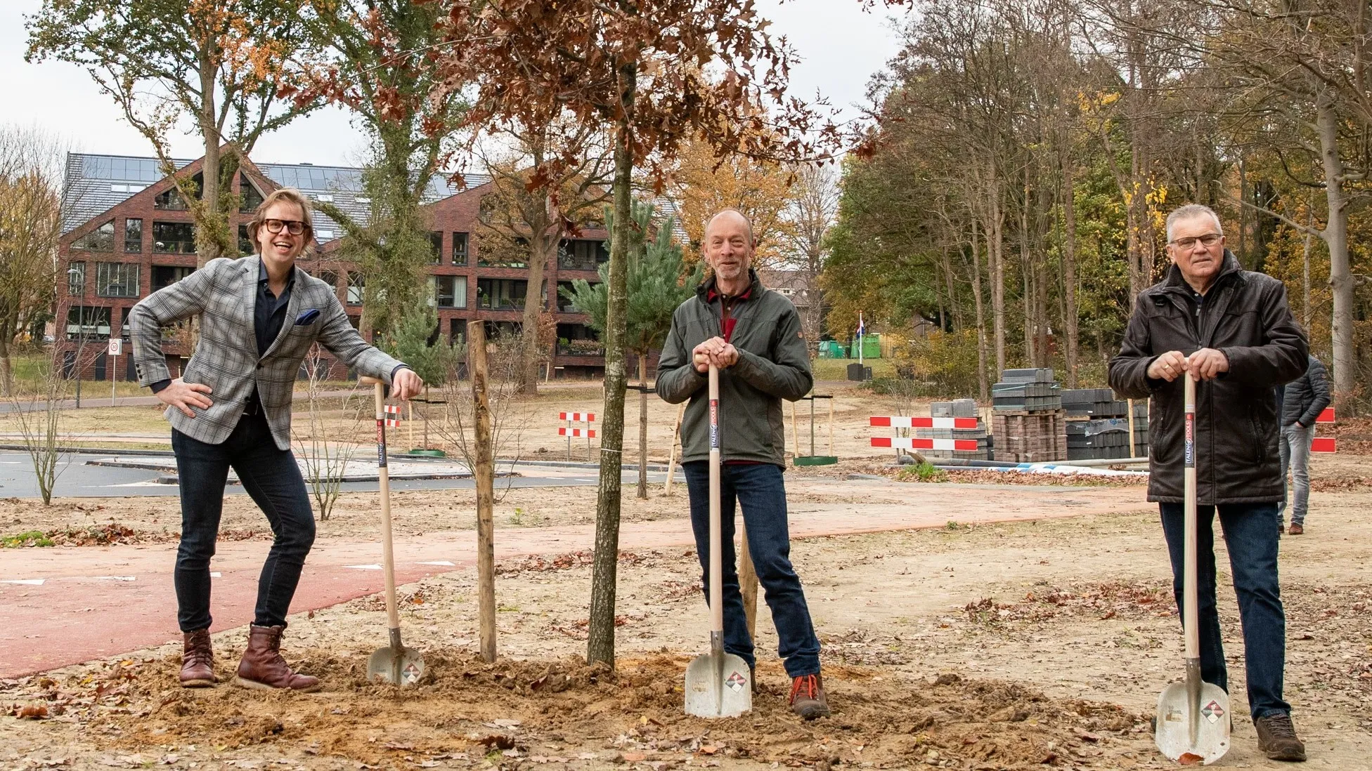 2020 11 18 bomen planten