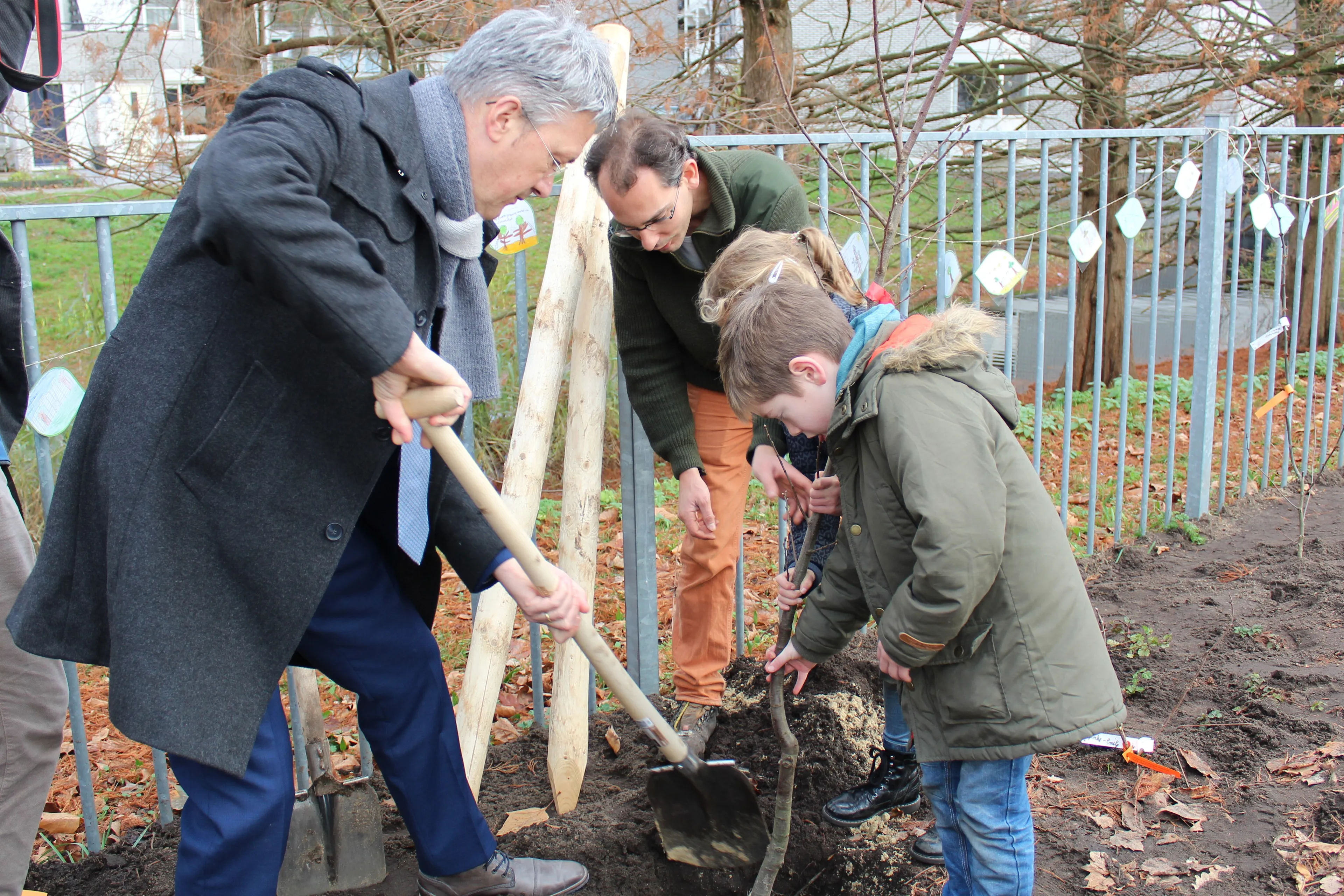 wethouder meijer aan het werk