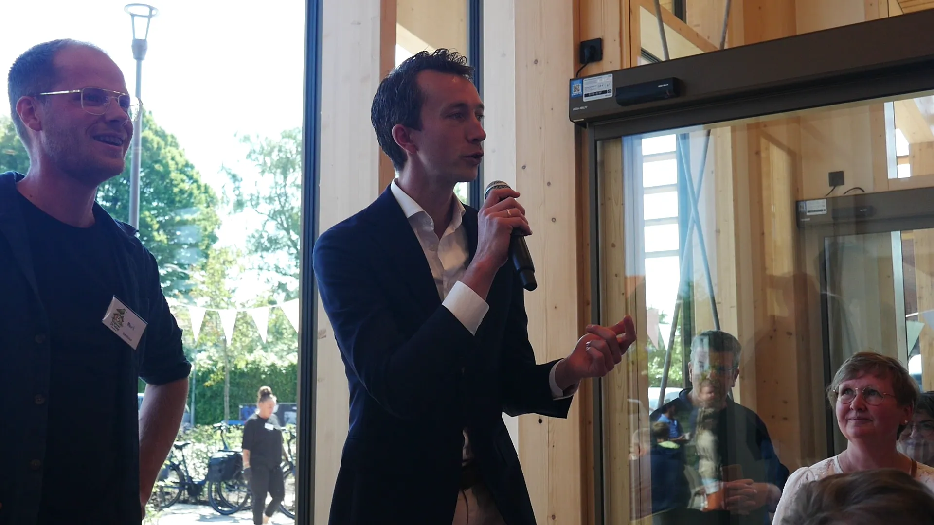 wethouder Van der Schans vlcsnap-2026-05-16-21h05m15s130