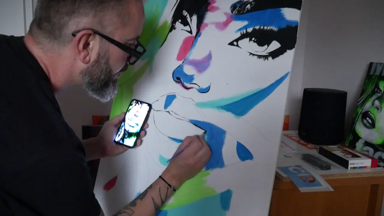 Monqeyface aan het werk