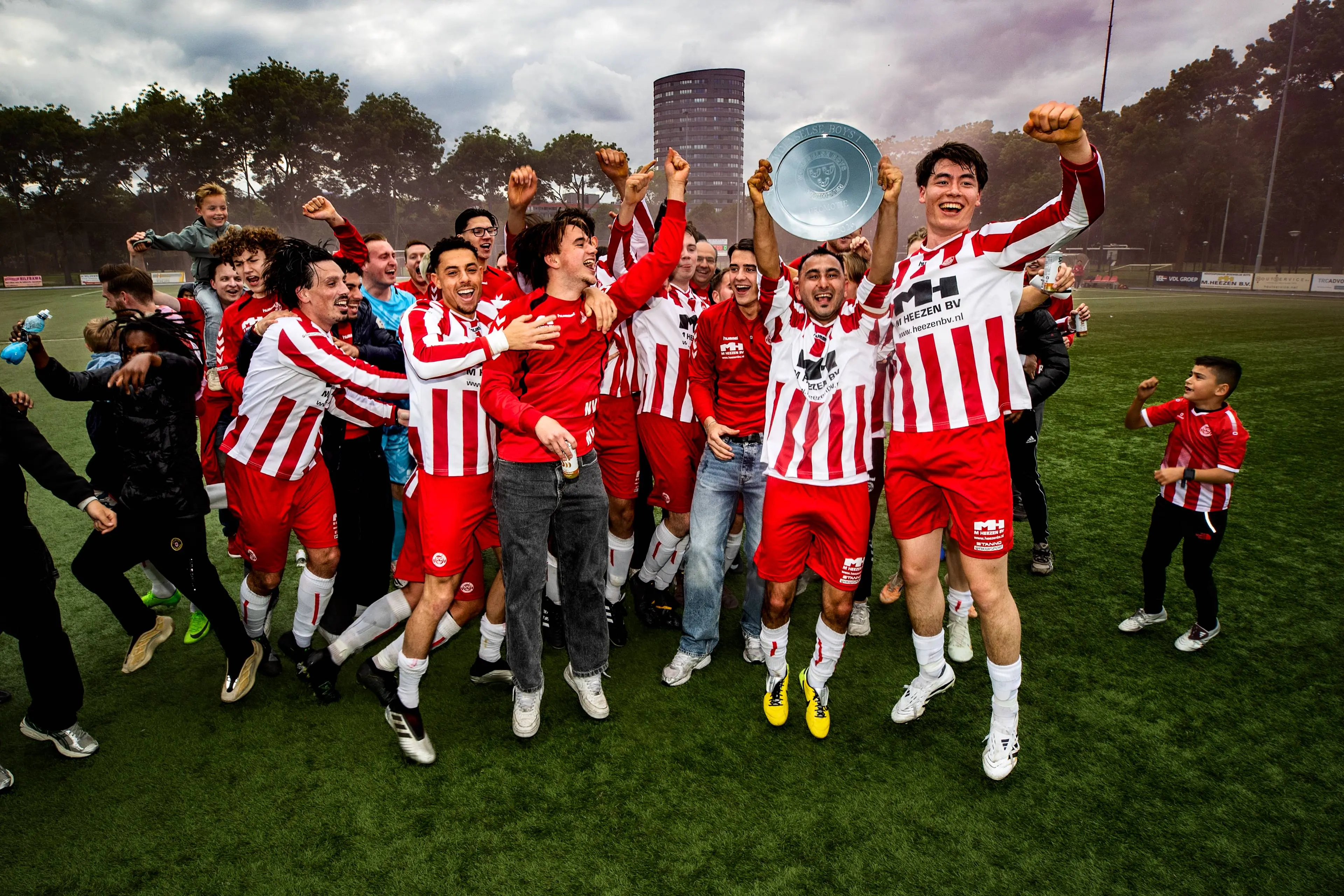 260517 5730 Amateurvoetbal Woenselse Boys   LSV