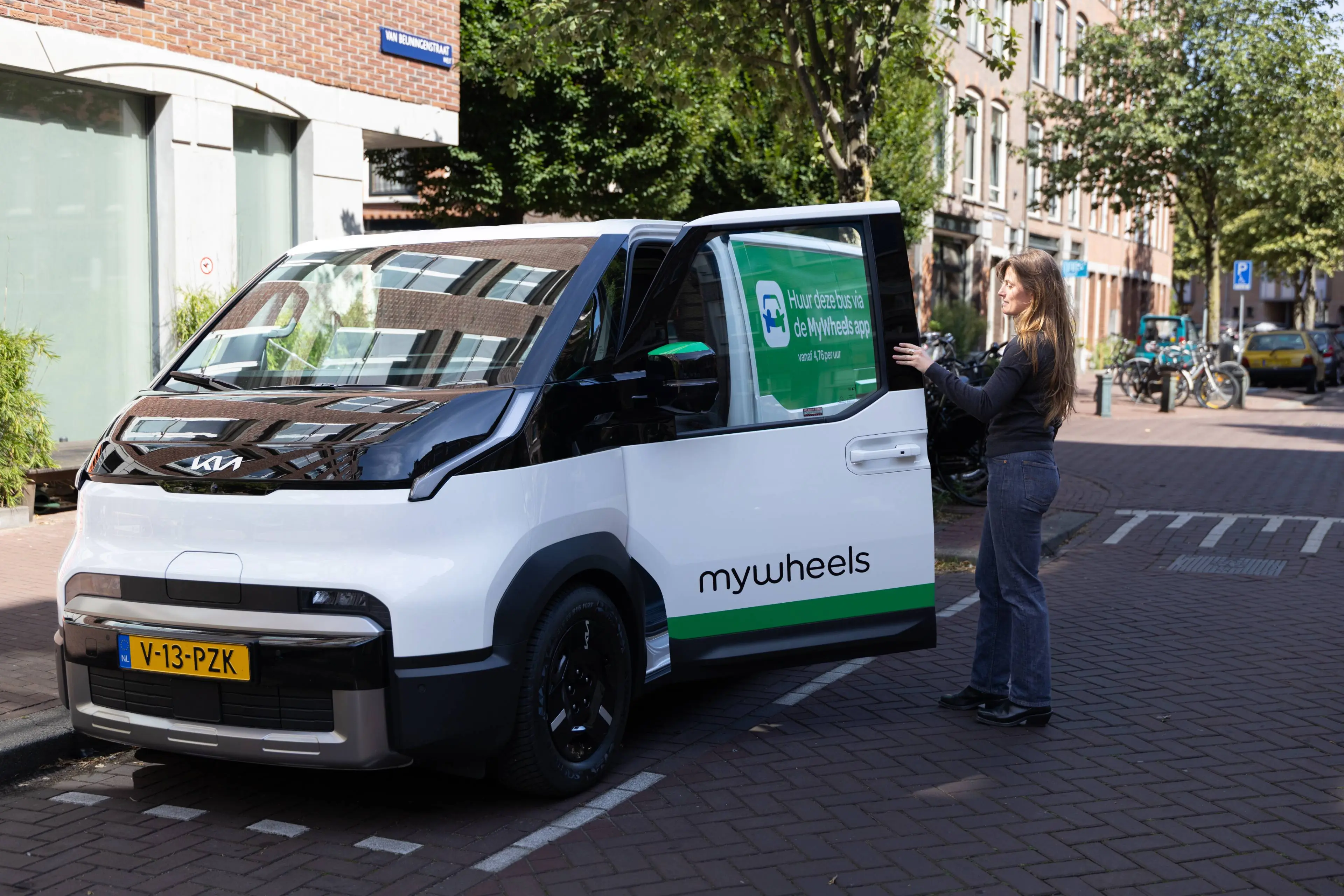 MyWheels Kia PV5