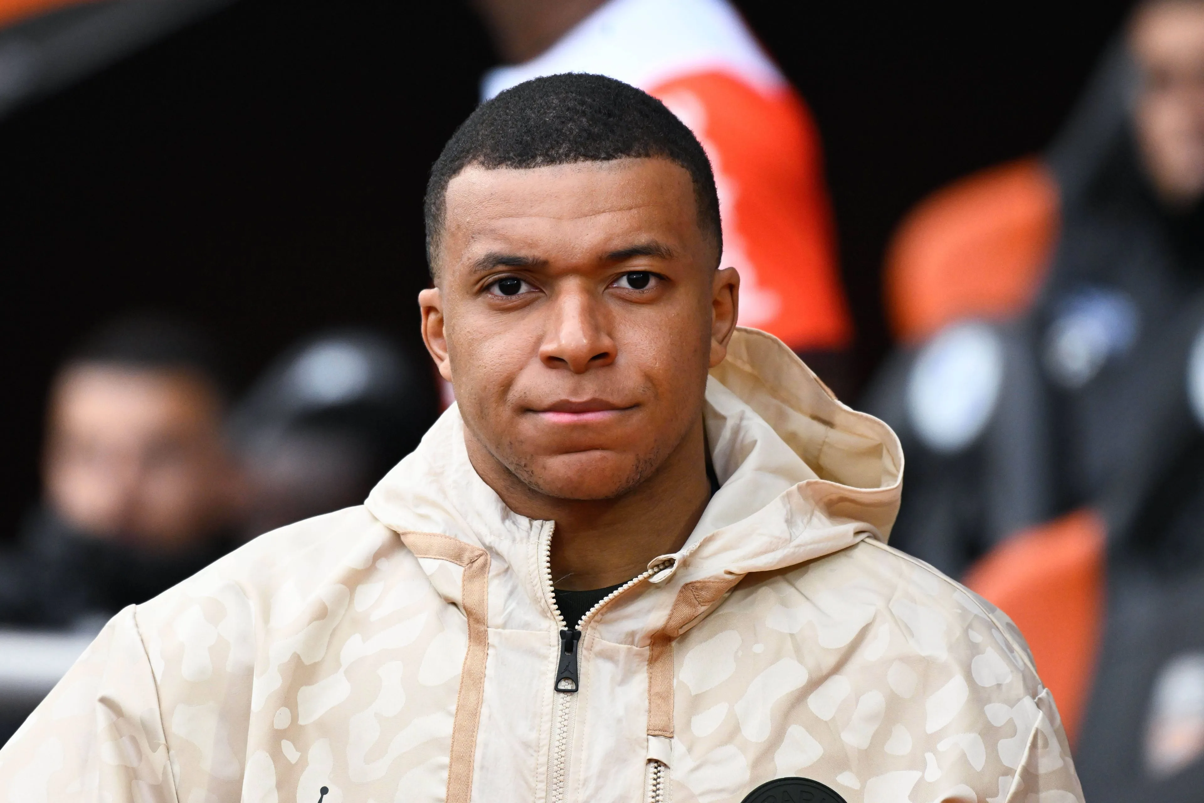 Soap tussen PSG en Mbappé duurt voort, speler mist meer dan 80 miljoen aan salaris