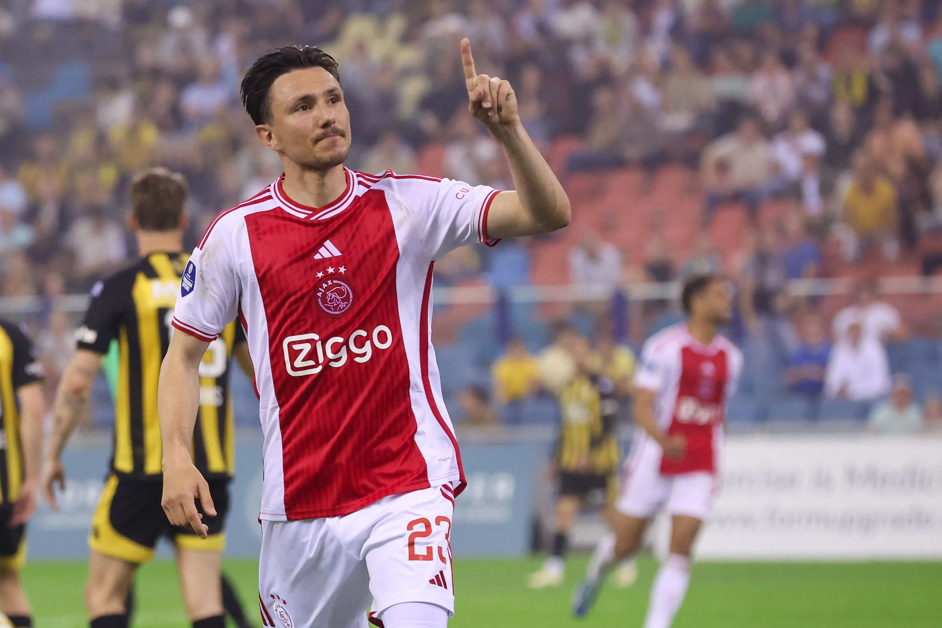 Ajax-exit dichtbij voor Berghuis, Turkse club mogelijk al akkoord