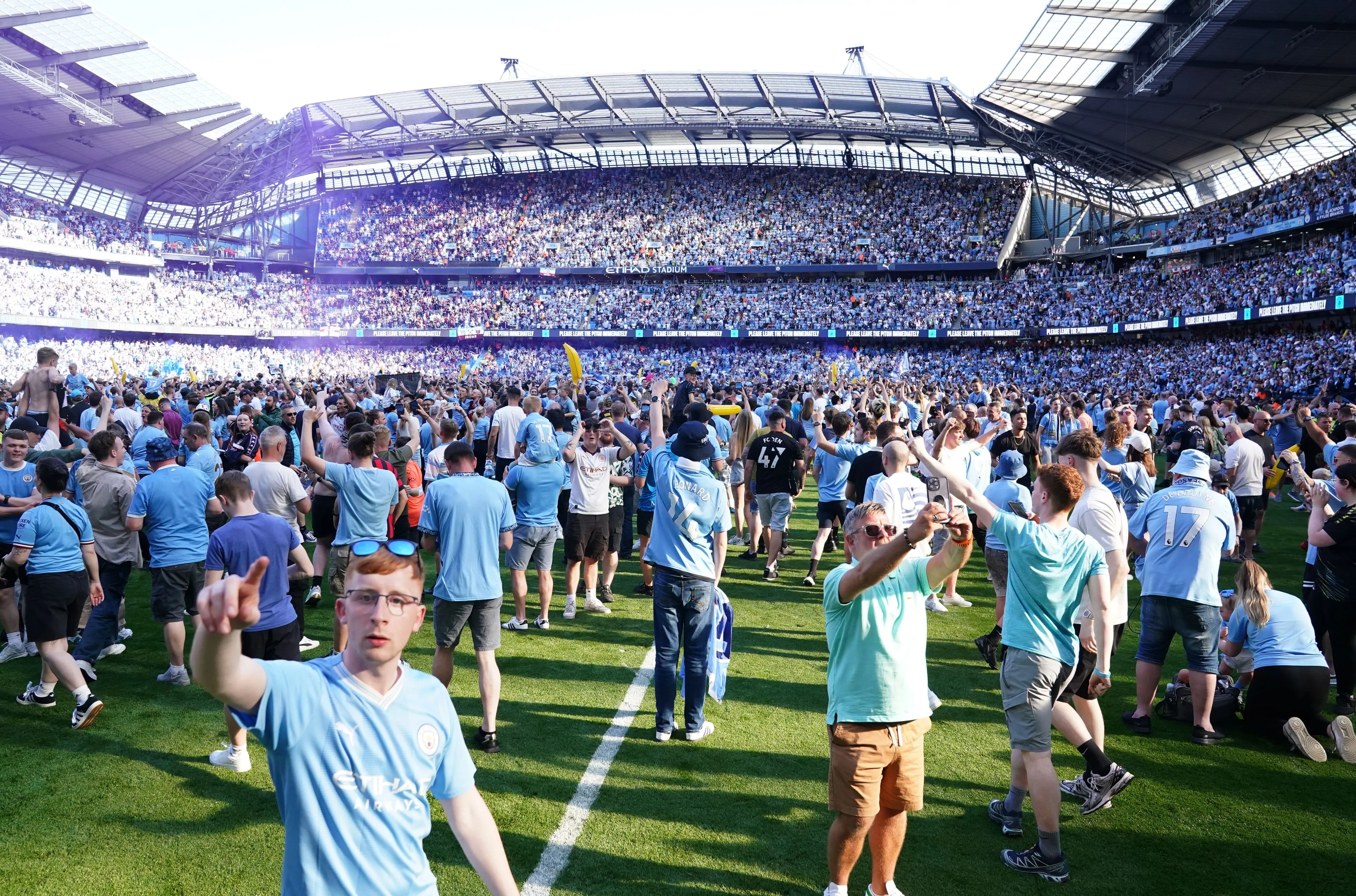 Man City slaat terug: Club klaagt Premier League aan wegens discriminatie
