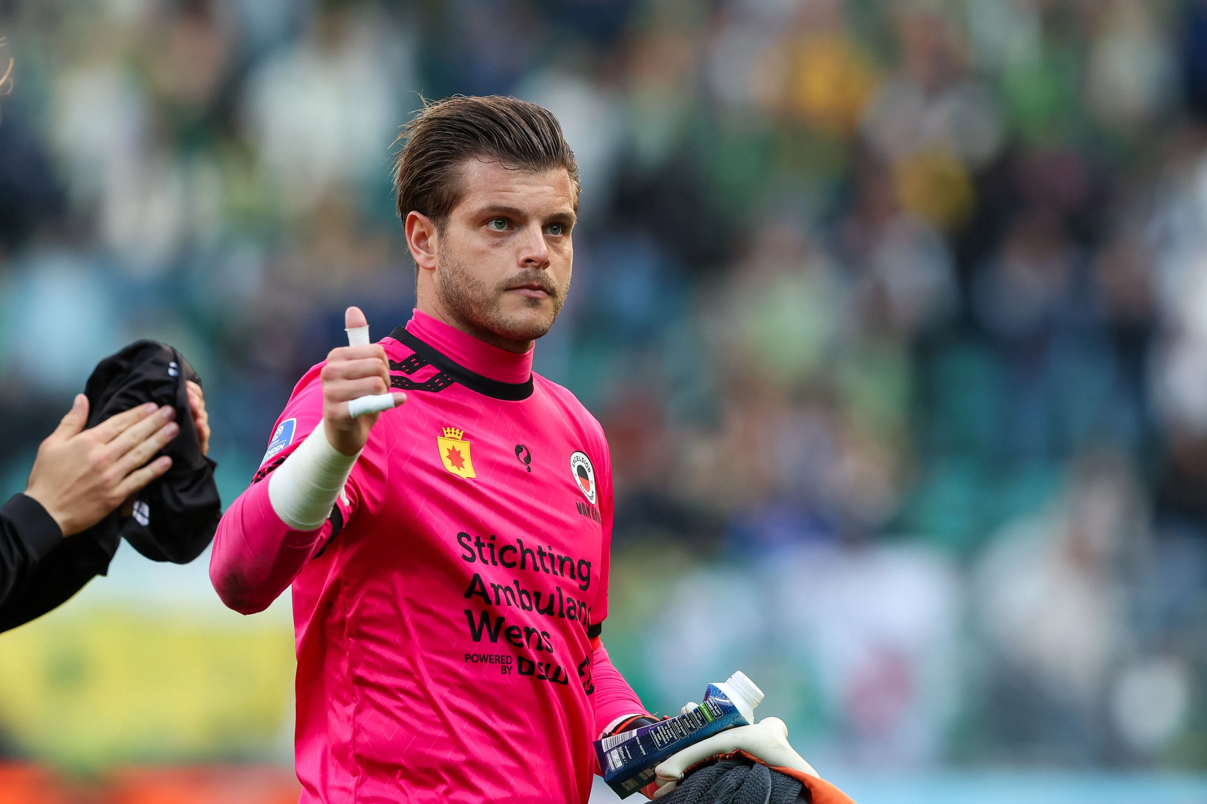NEC bezig met komst Excelsior-keeper als opvolger Cillessen