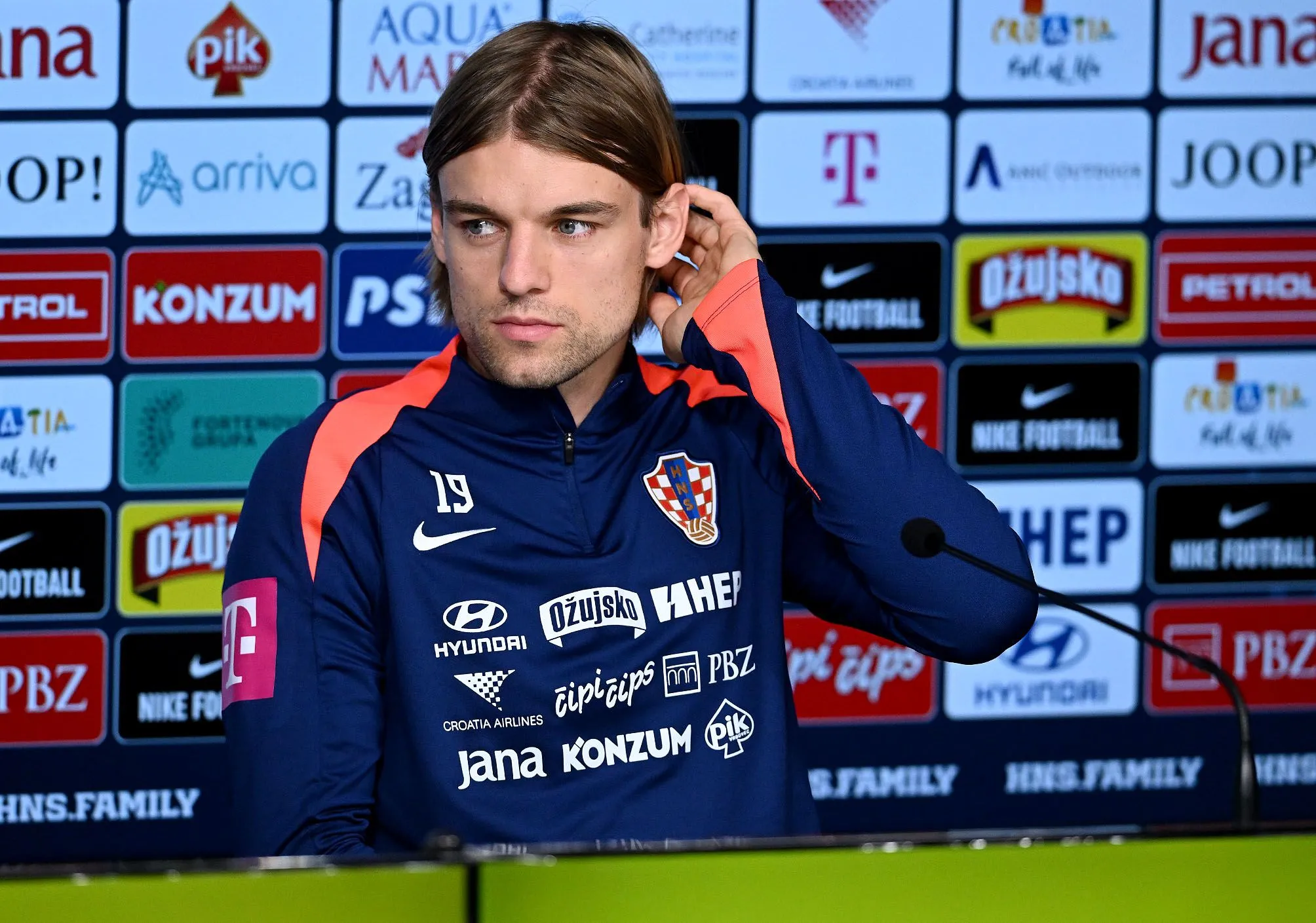 Ajax-verdediger van acht miljoen gelinkt aan transfer naar Napoli