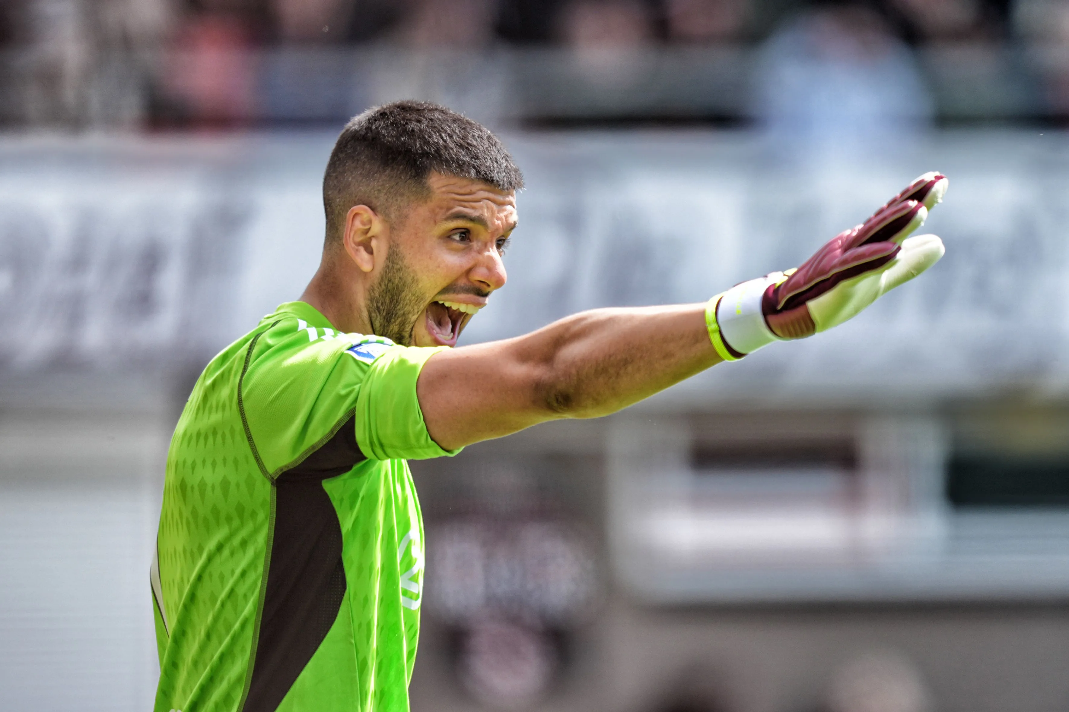 Ajax-keeper is klaar in Amsterdam vraagt om terugkeer naar oude liefde