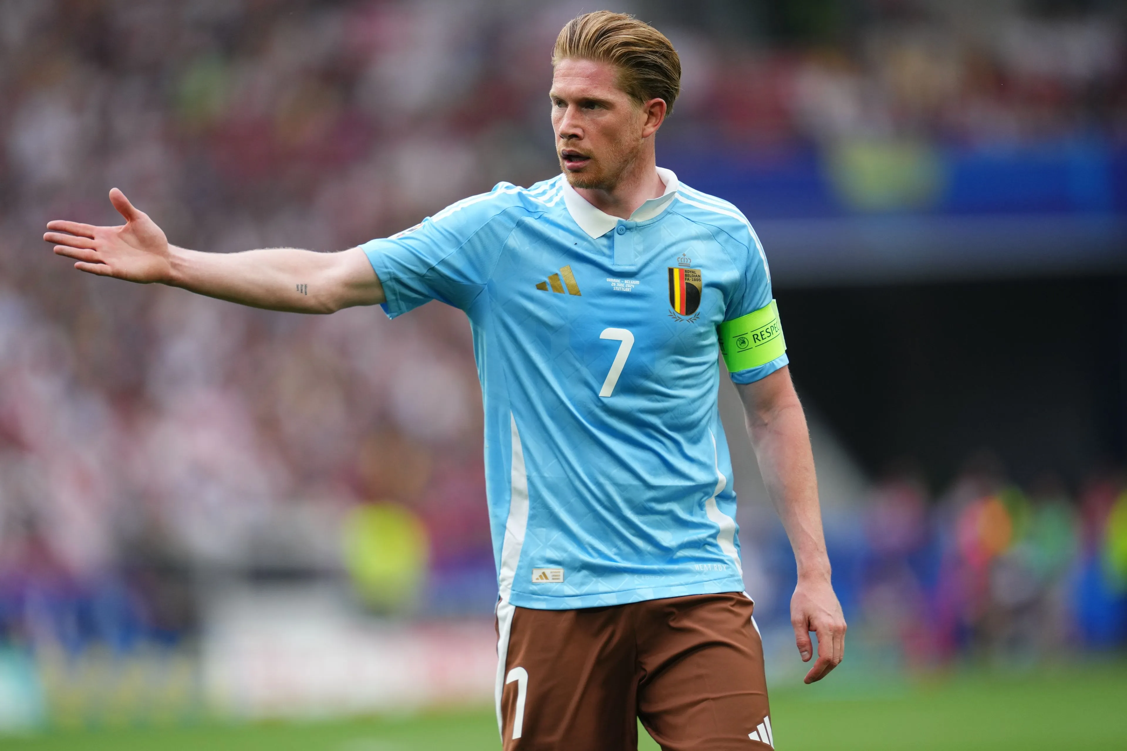 België beleeft anticlimax tegen Oekraïne en speelt in achtste finale tegen Frankrijk.