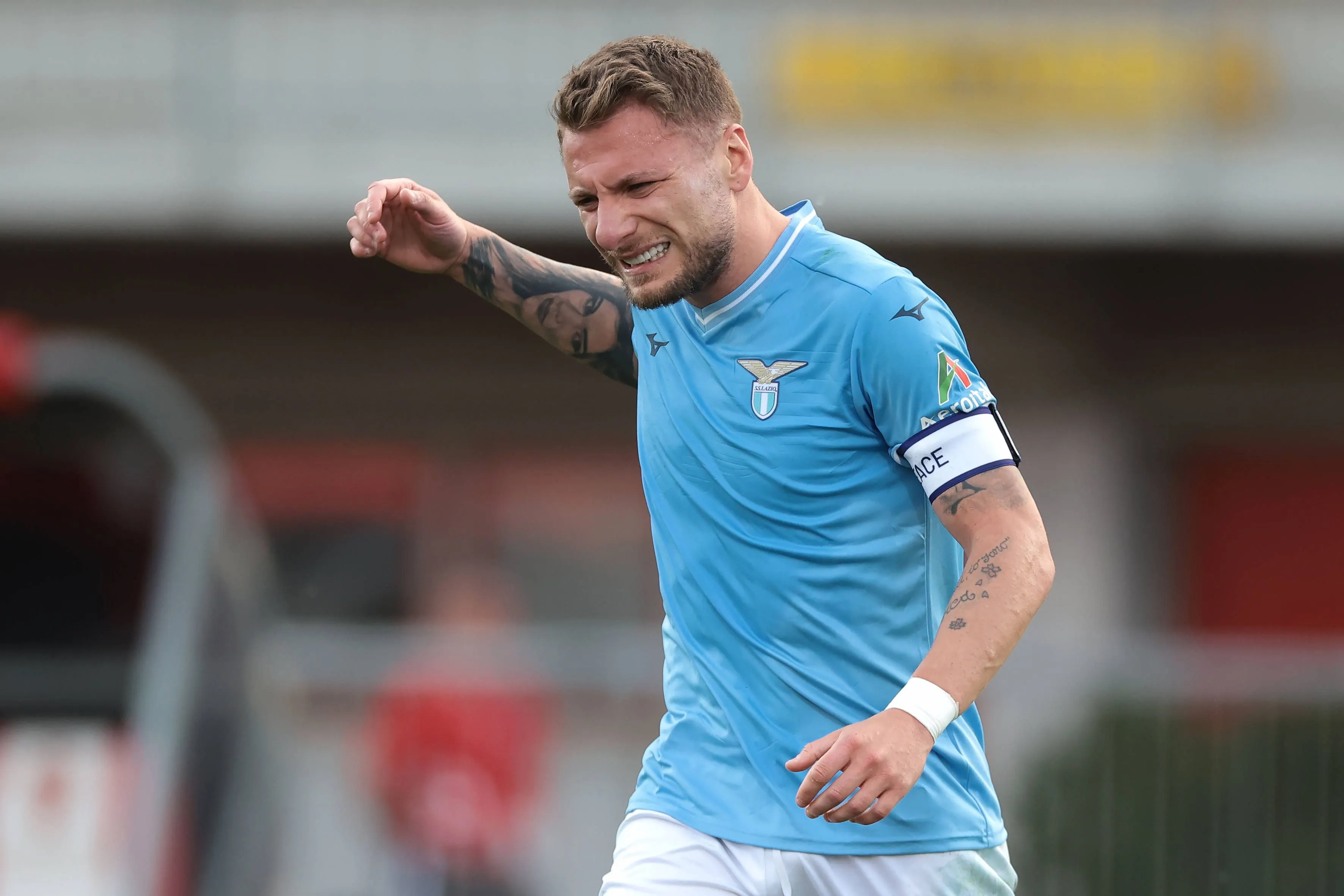 Van Bronckhorst slaat toe op transfermarkt en haalt Lazio-legende Immobile naar Besiktas