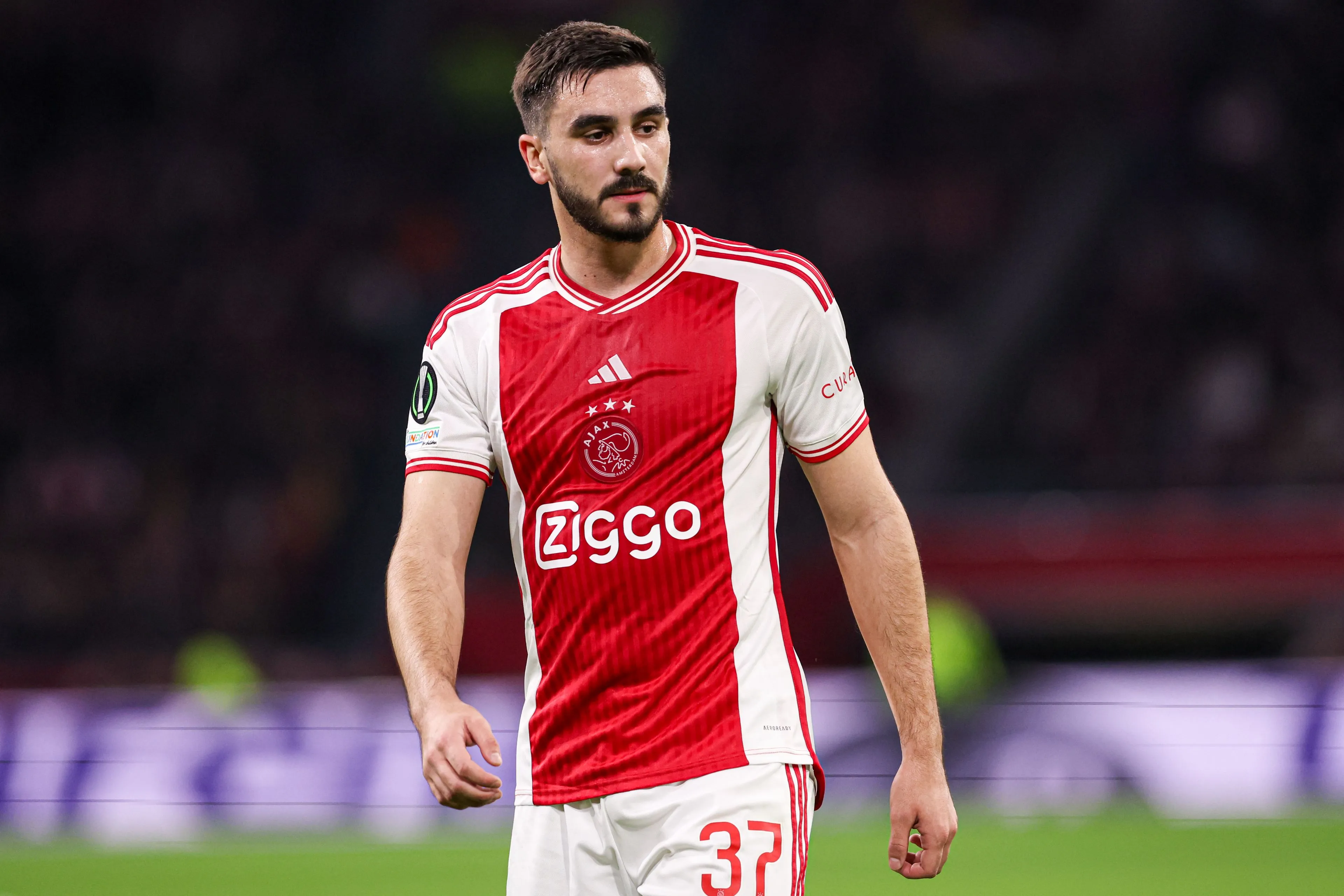 Ajax-verdediger Sutalo kan verrassende overstap maken naar Italiaanse grootmacht